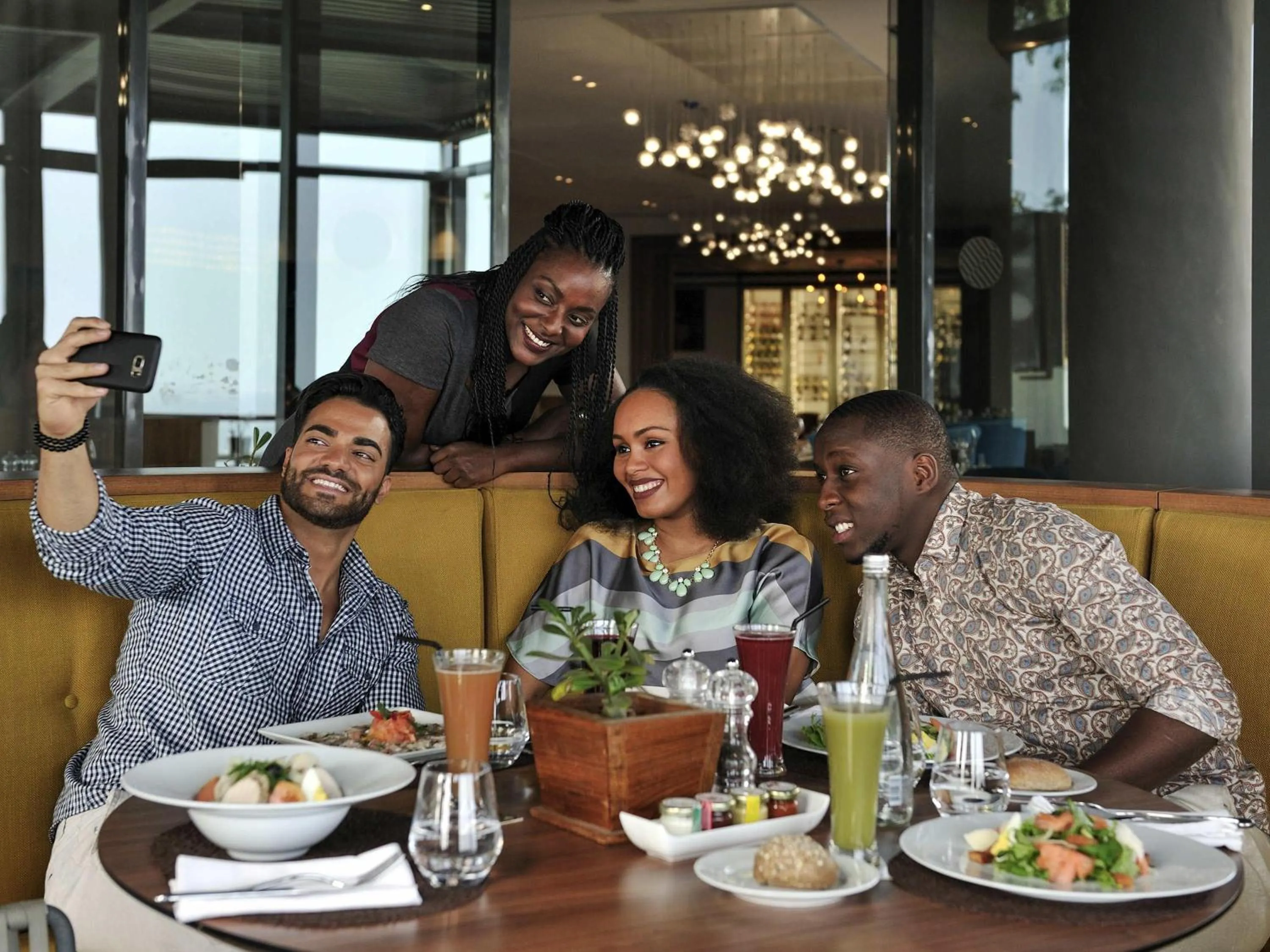 Restaurant/places to eat in Pullman Dakar Teranga