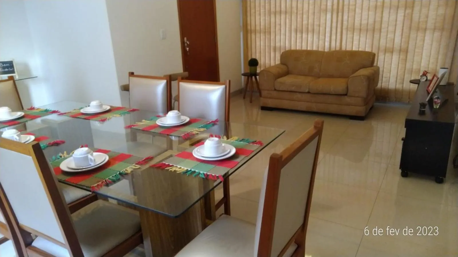 Apartamento 130m - 3 quartos com ar-condicionado e estacionamento