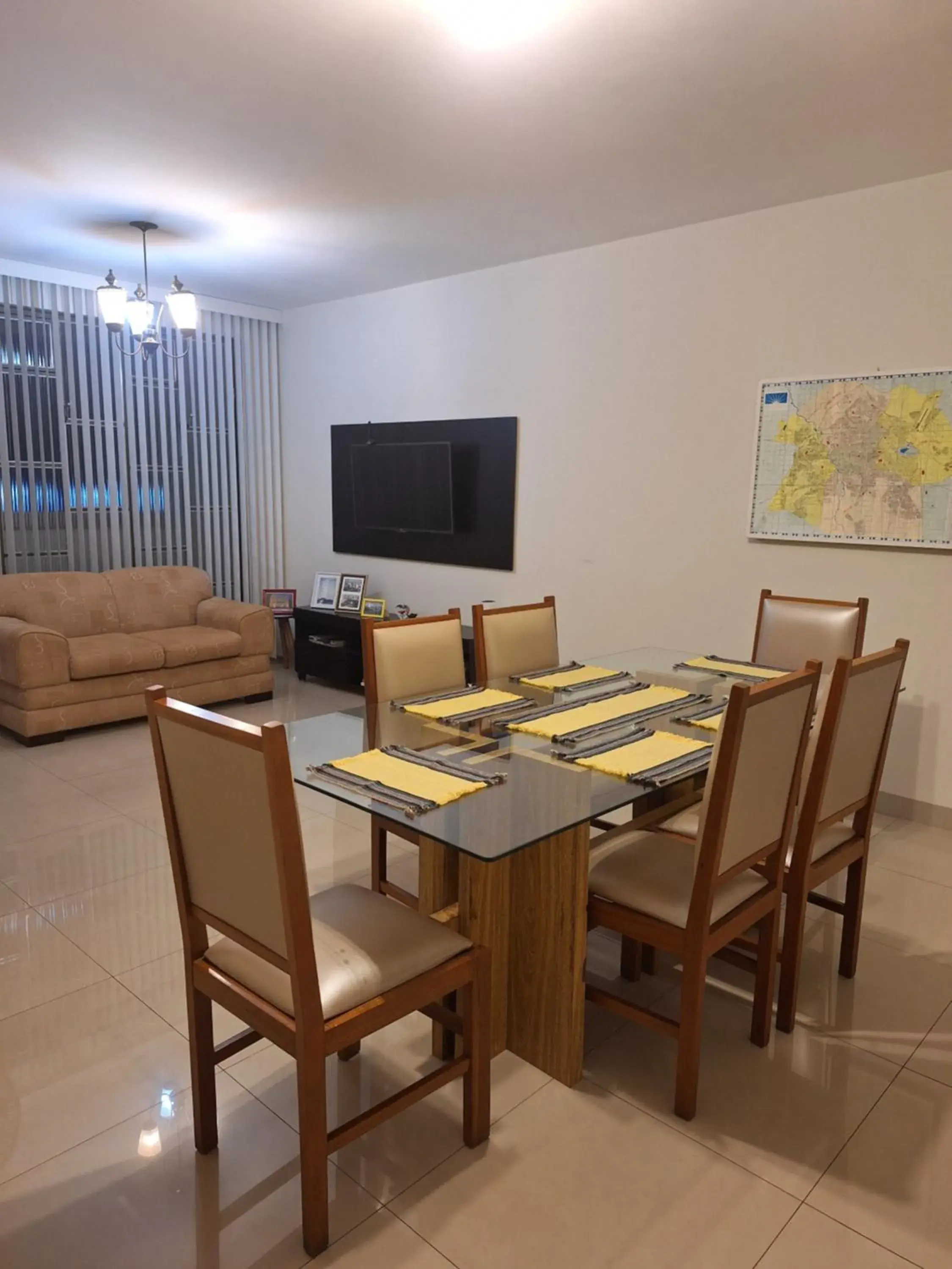 Apartamento 130m - 3 quartos com ar-condicionado e estacionamento Apartamento 130m - 3 quartos com ar-condicionado e estacionamento
