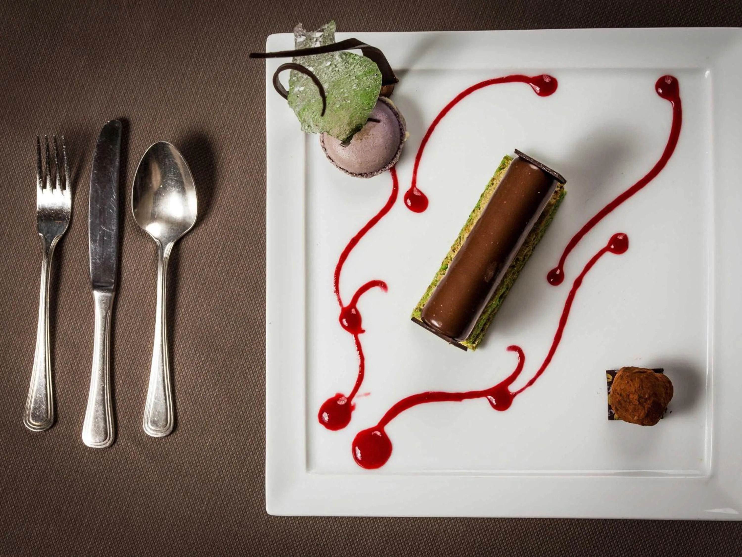 Restaurant/places to eat in Sofitel Algiers Hamma Garden