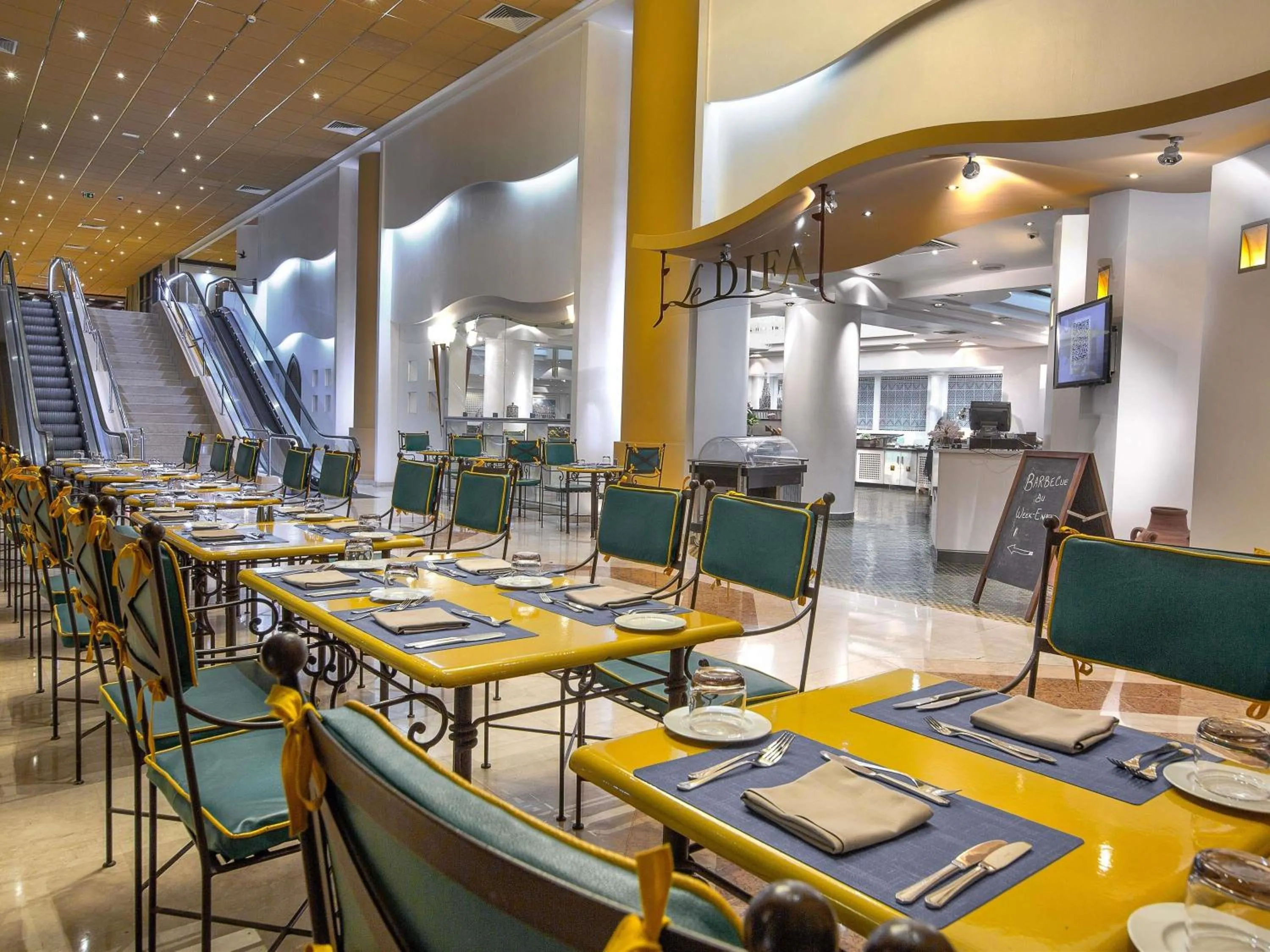 Restaurant/places to eat in Sofitel Algiers Hamma Garden