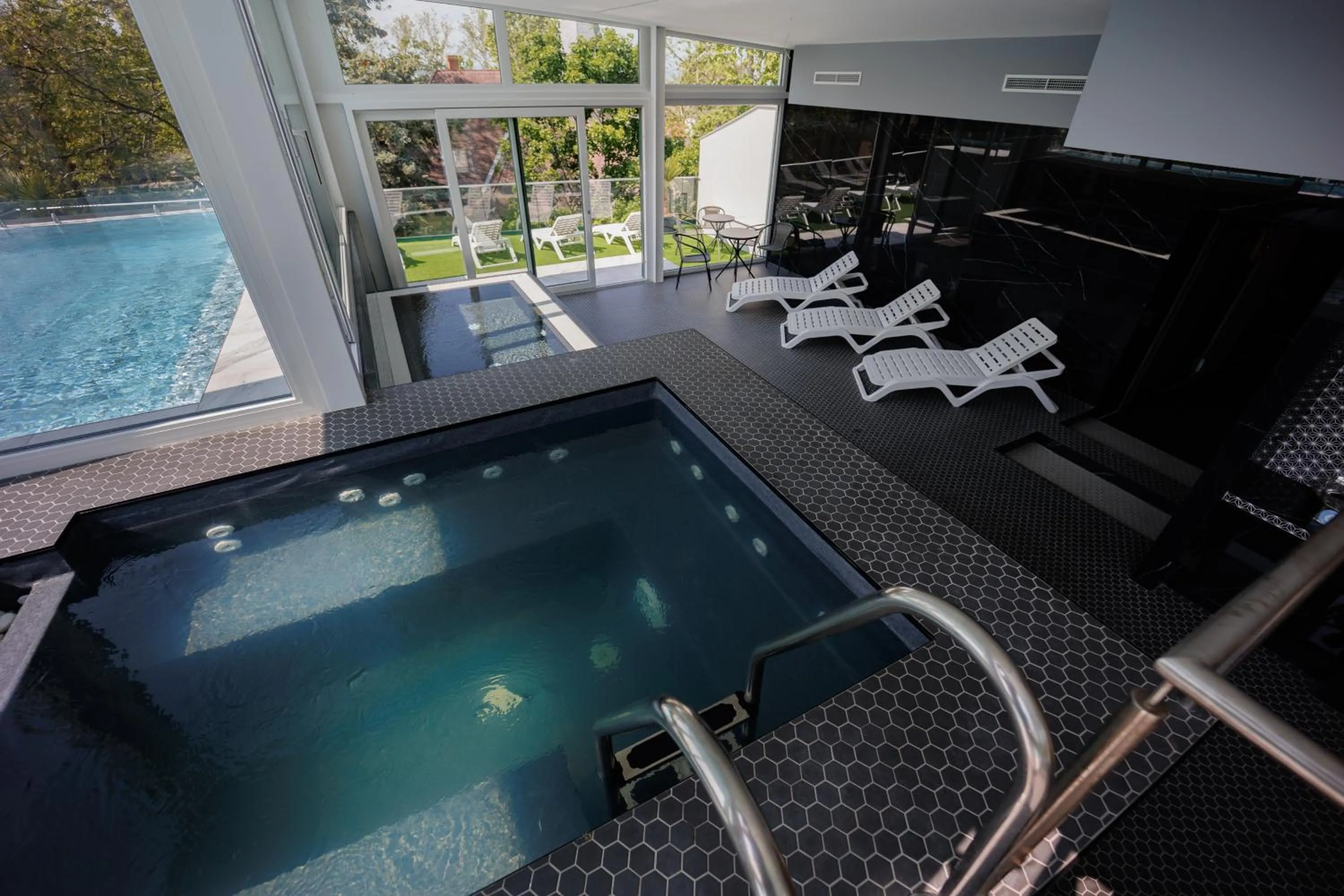 Villa Bauhaus Wellness Apartman Fsz. 1