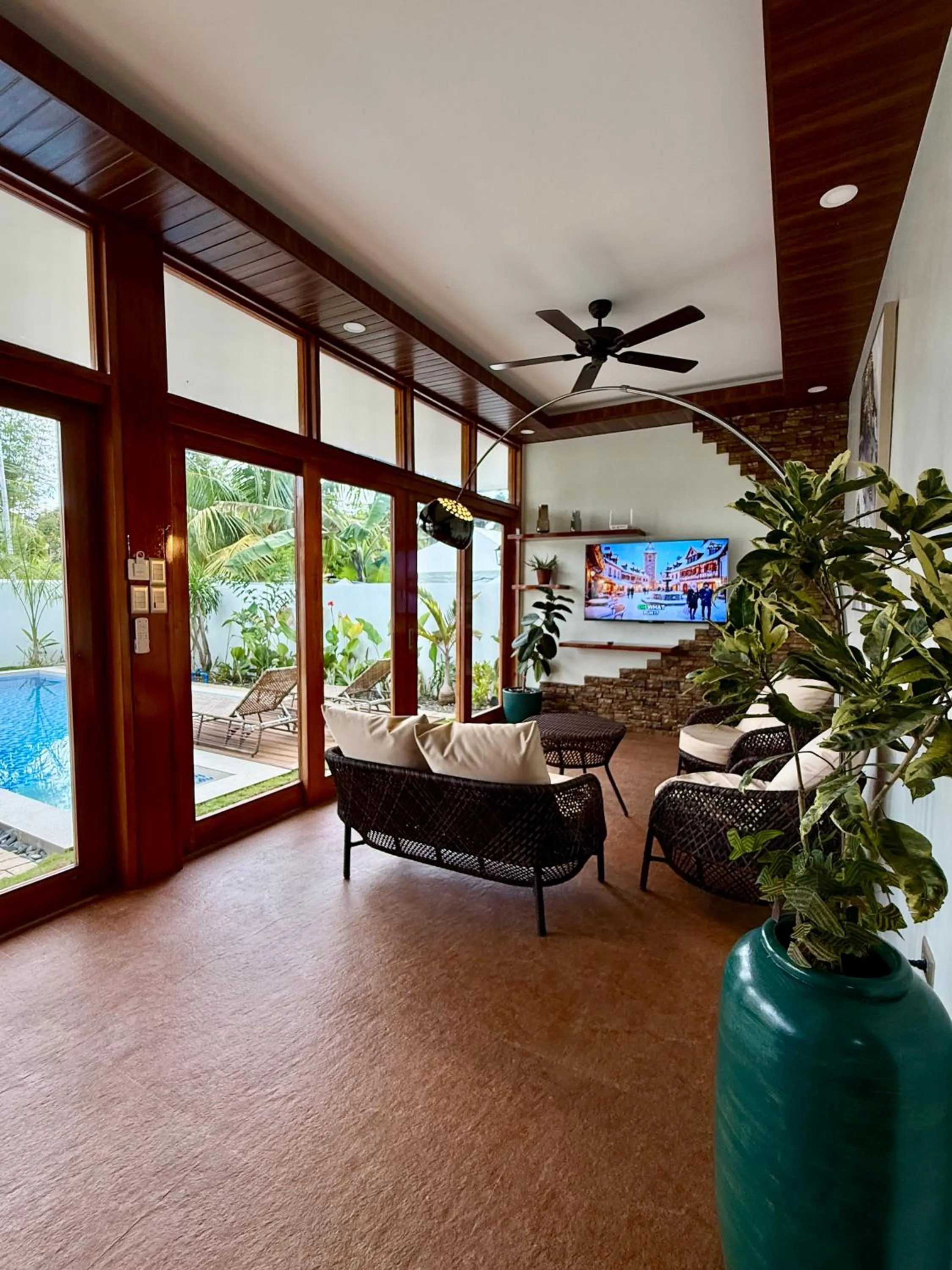 Bella Napoli Resort & Resto