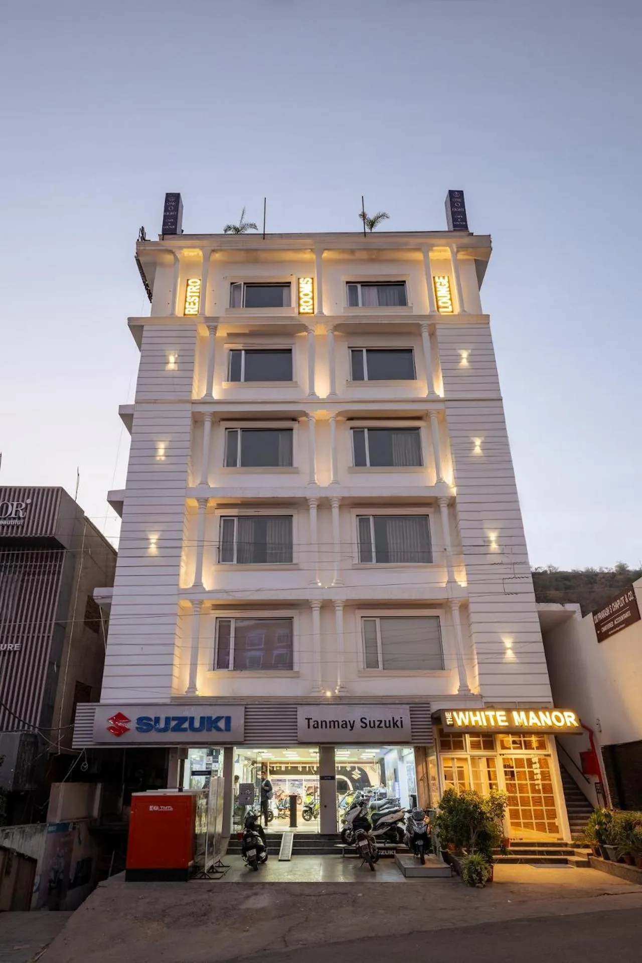 Property building in Tripli Hotels White Manor