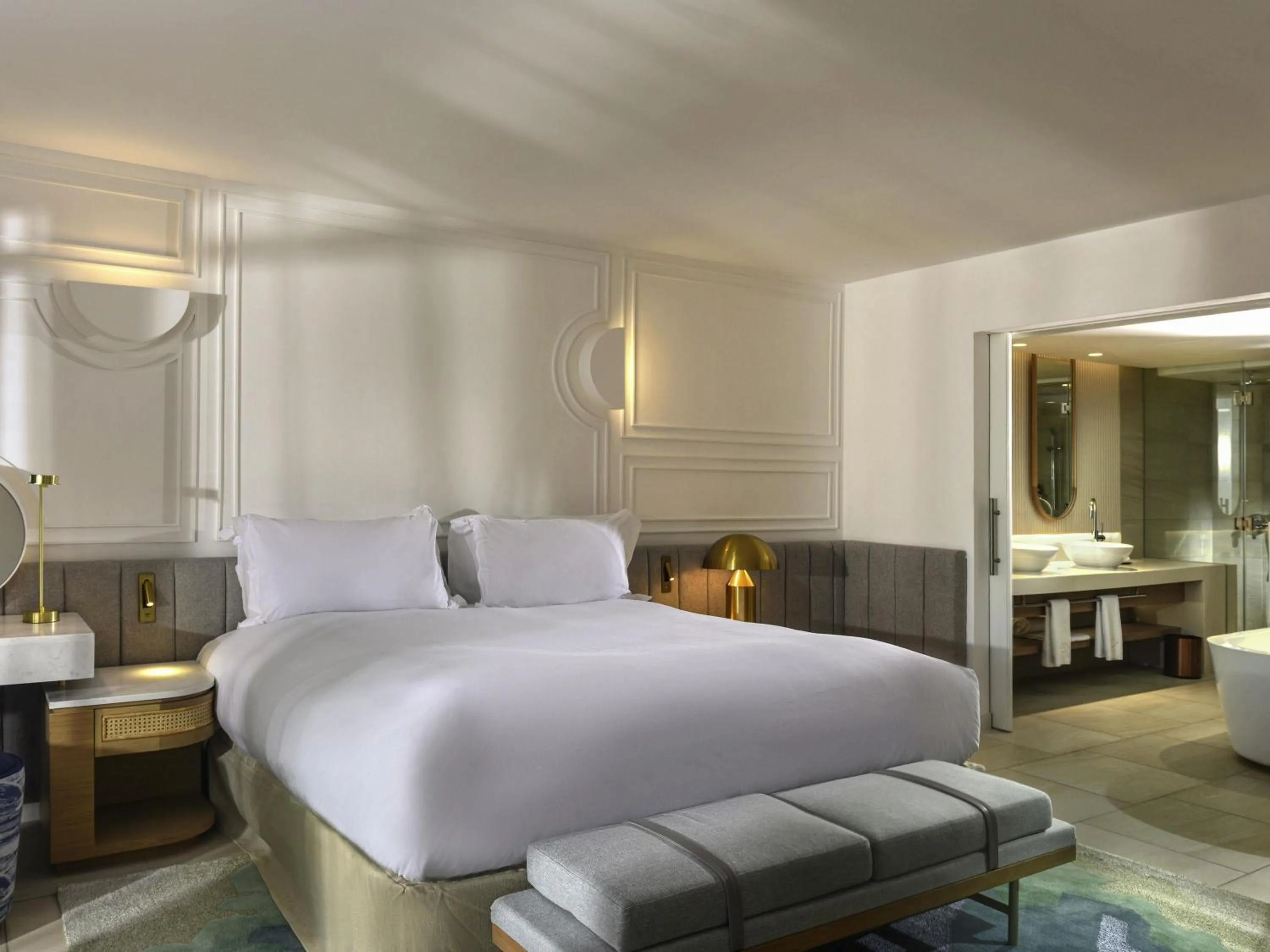 Bedroom, Bed in Sofitel Mauritius L'Imperial Resort & Spa