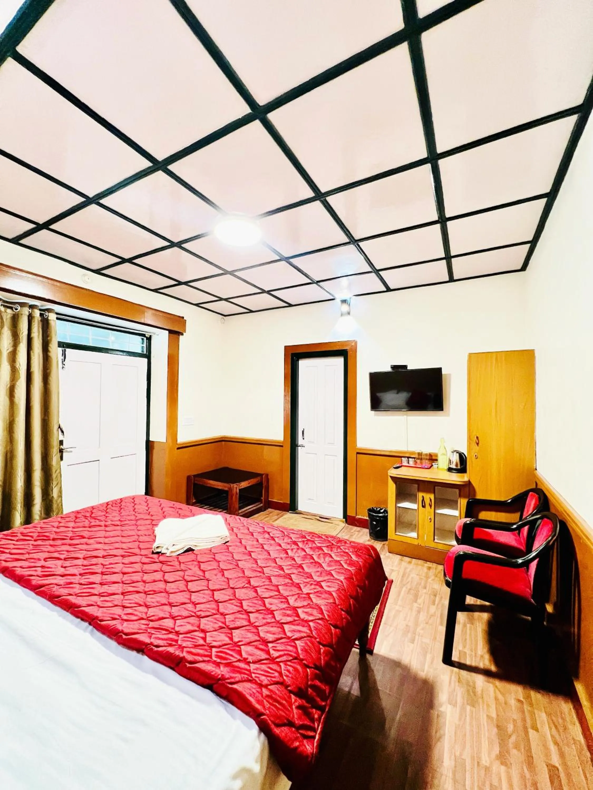 Bed in Abu Residency