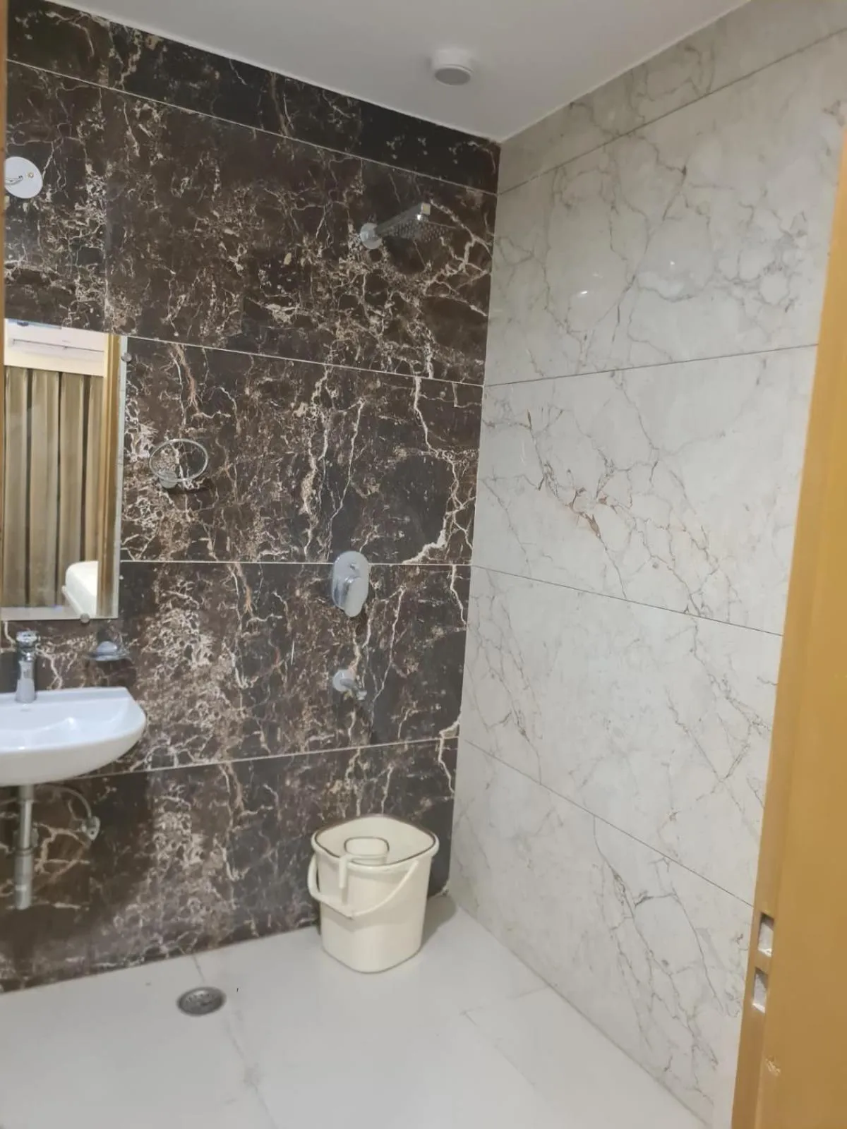 Bathroom in Amahi Inn - Sector 48