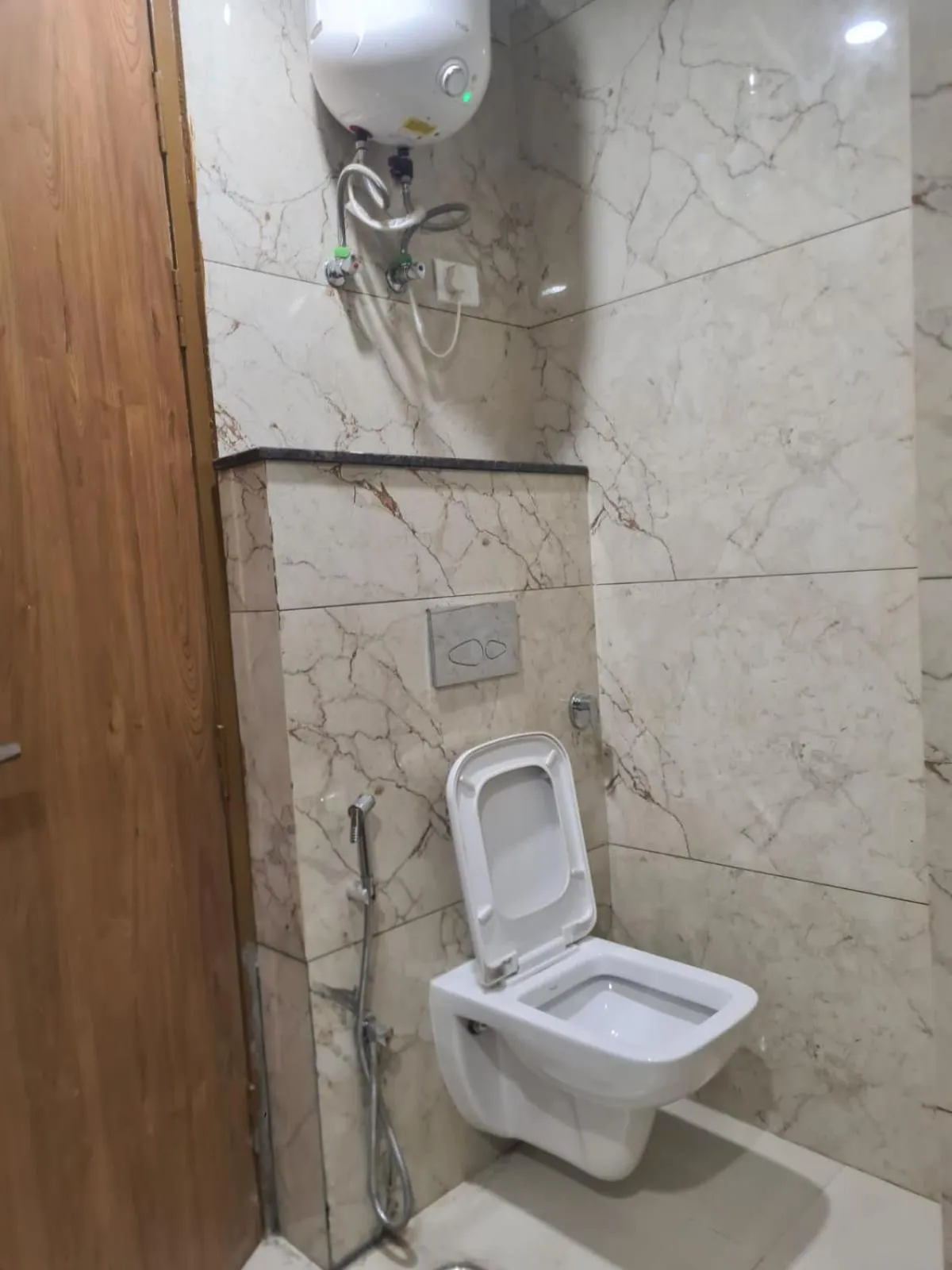 Shower in Amahi Inn - Sector 48