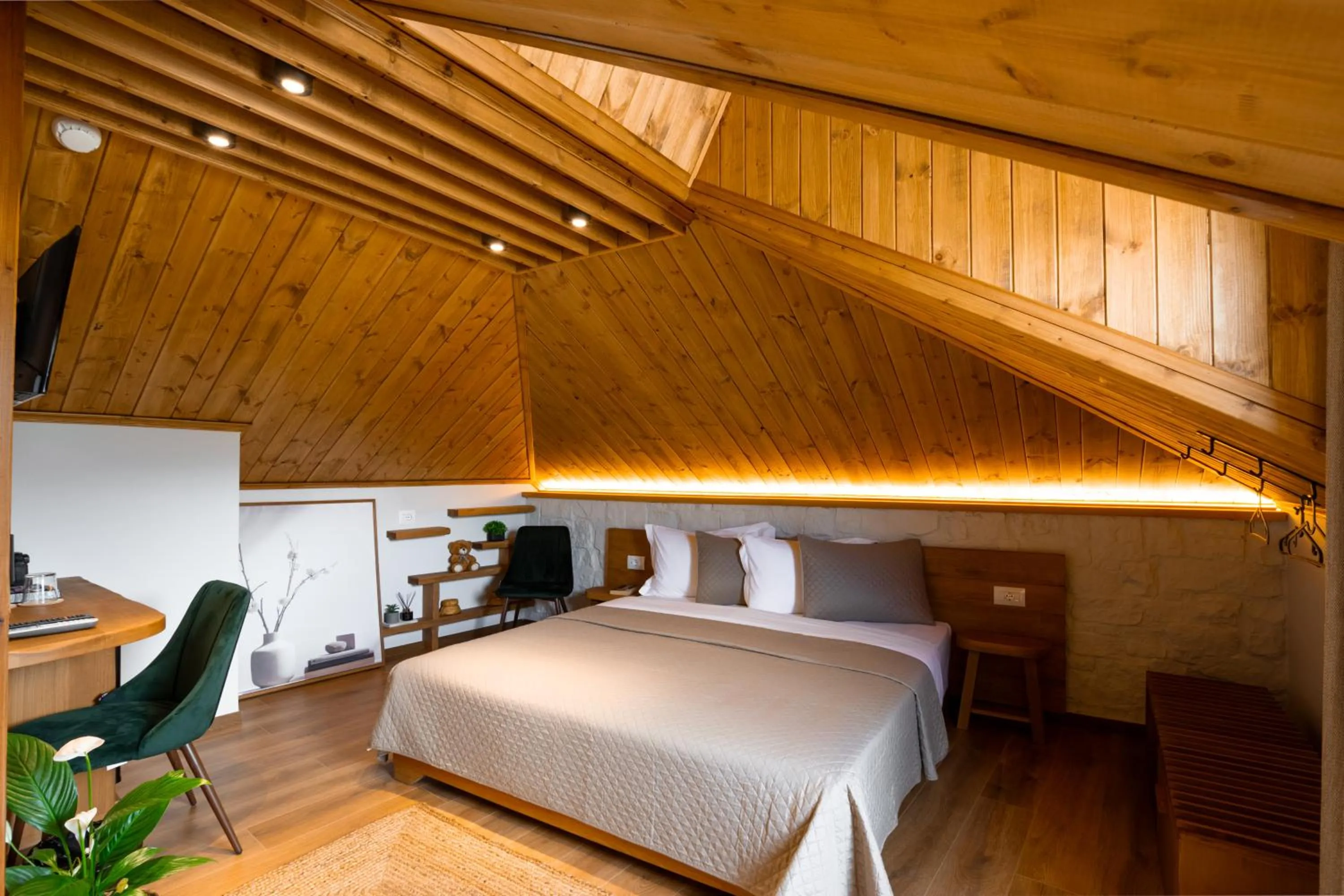 Bedroom, Bed in The Stone Sky Hotel