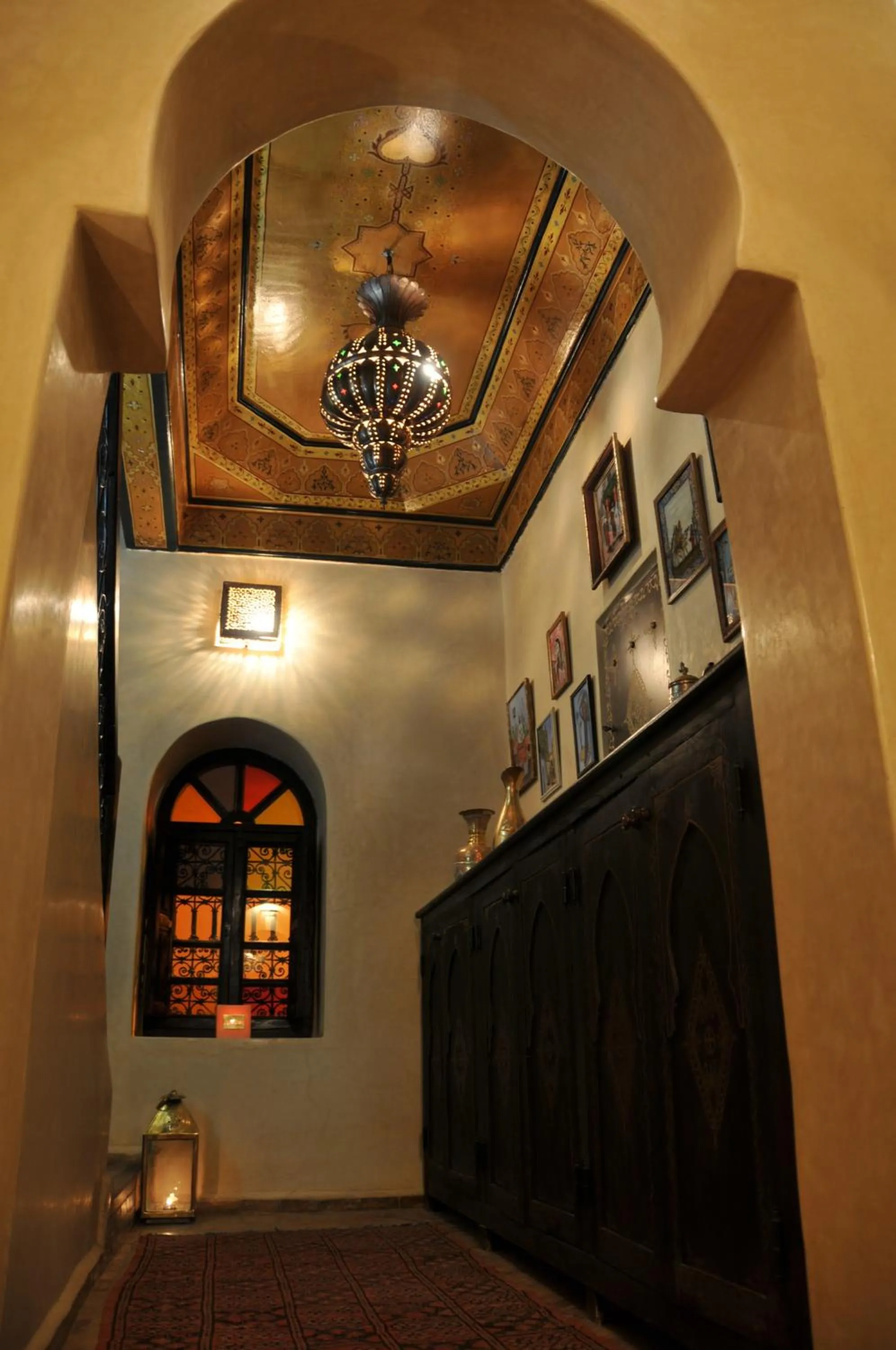 Photo of the whole room in Riad Adriana