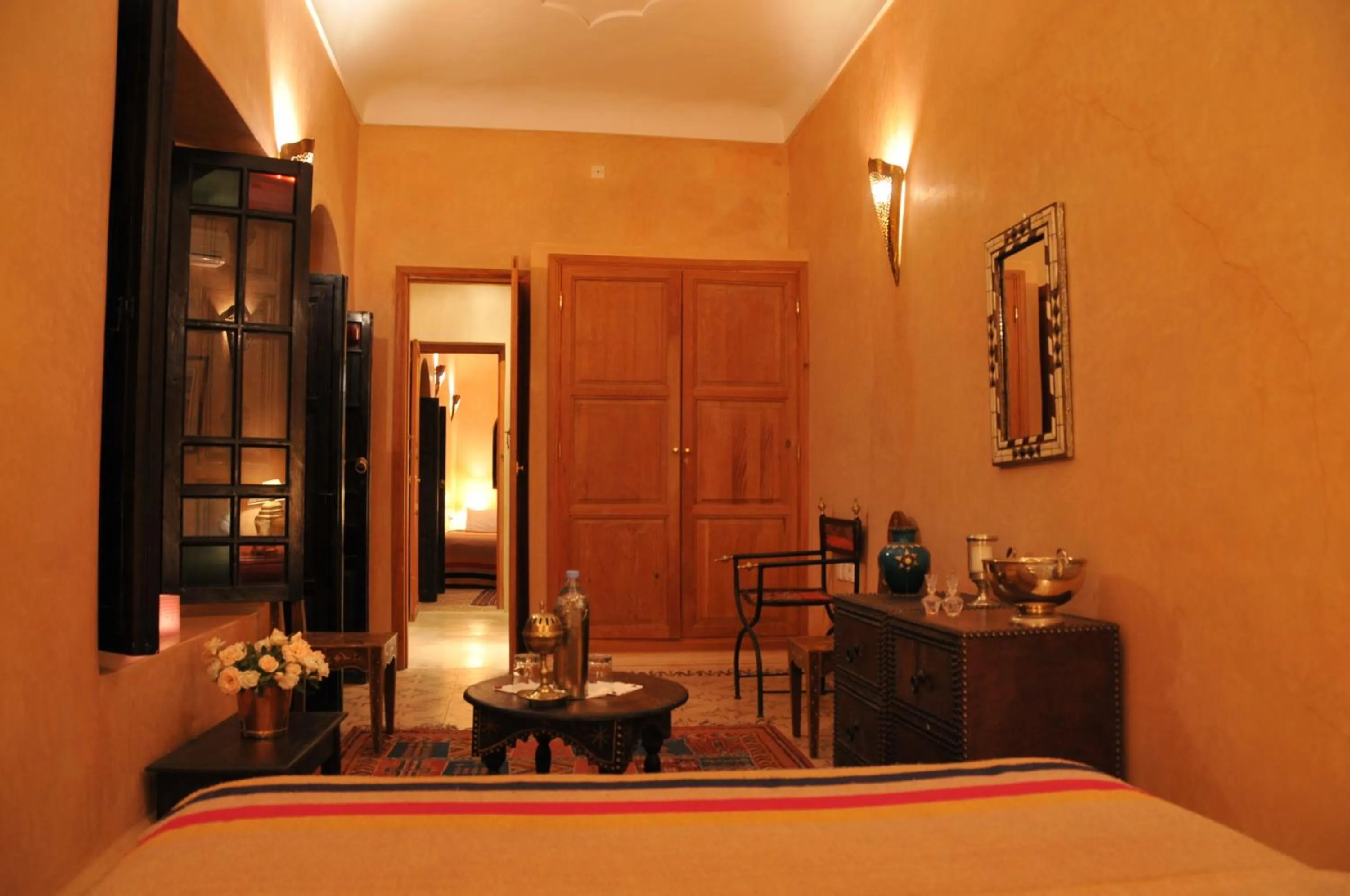 Photo of the whole room, Bed in Riad Adriana