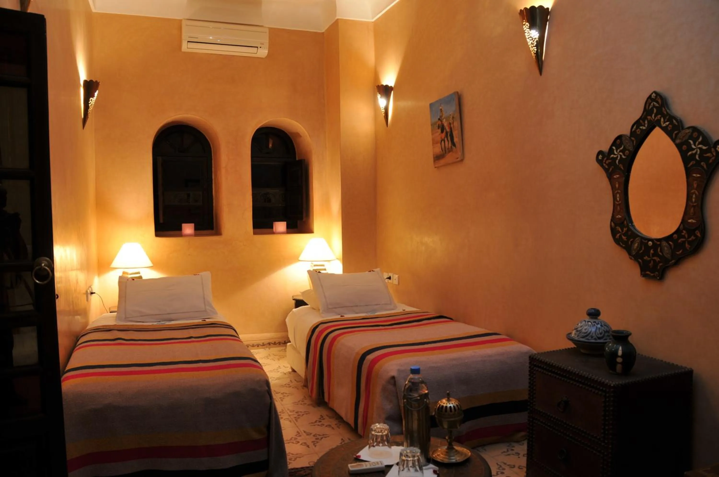 Photo of the whole room, Bed in Riad Adriana