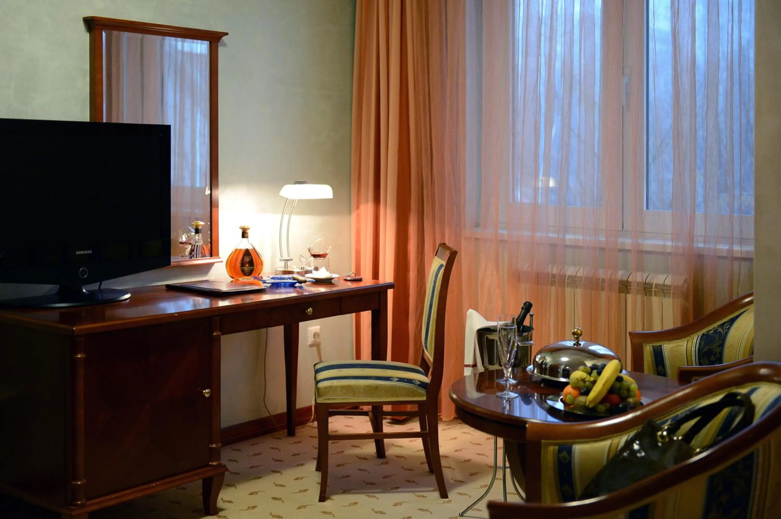 TV and multimedia in Hotel Orasac