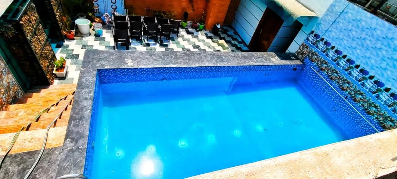 Swimming pool in Rich Grand Hotel