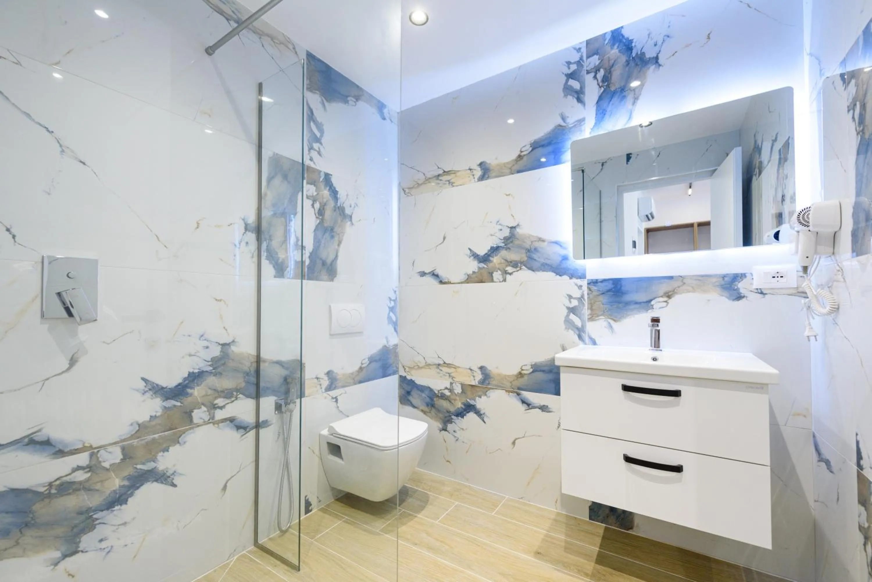 Shower in Sea & Sand Hotel