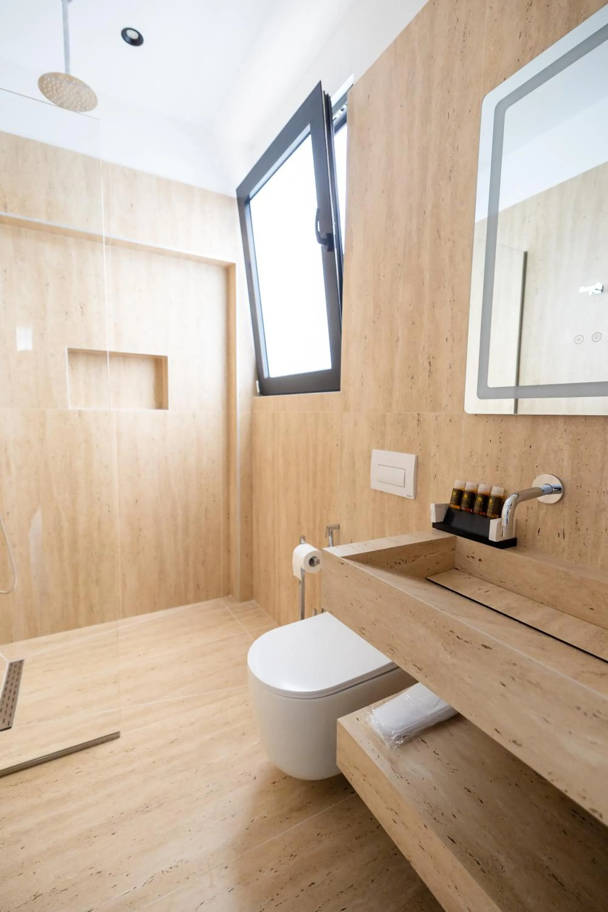 Shower in Sea & Sand Hotel