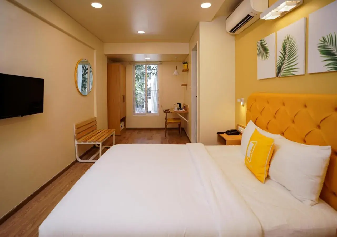 Standard Queen Room in Bloom Hotel Koregaon Park Standard Queen Room in Bloom Hotel Koregaon Park