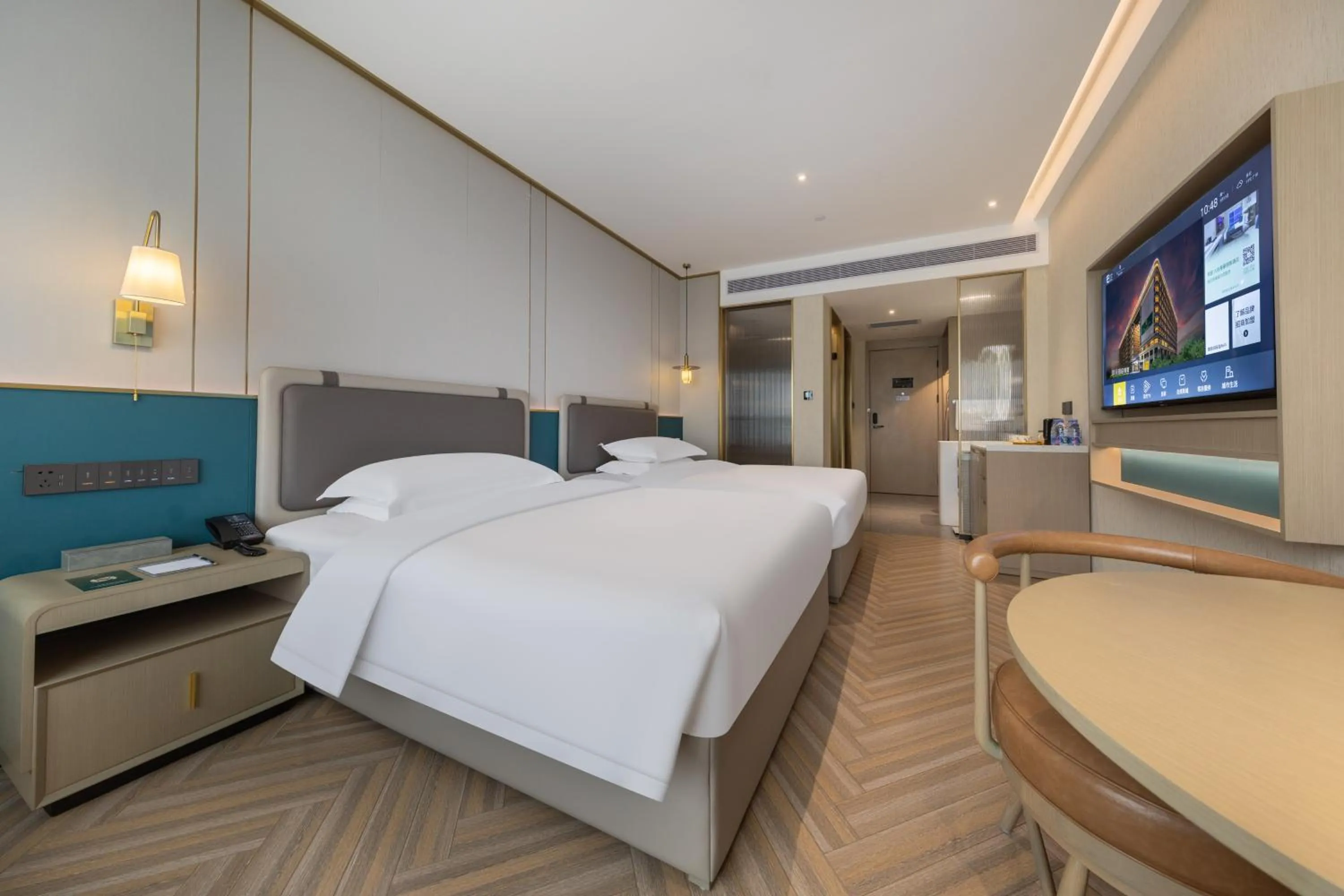 Bed in Guangzhou Baiyun Airport MeHood Liz Hotel