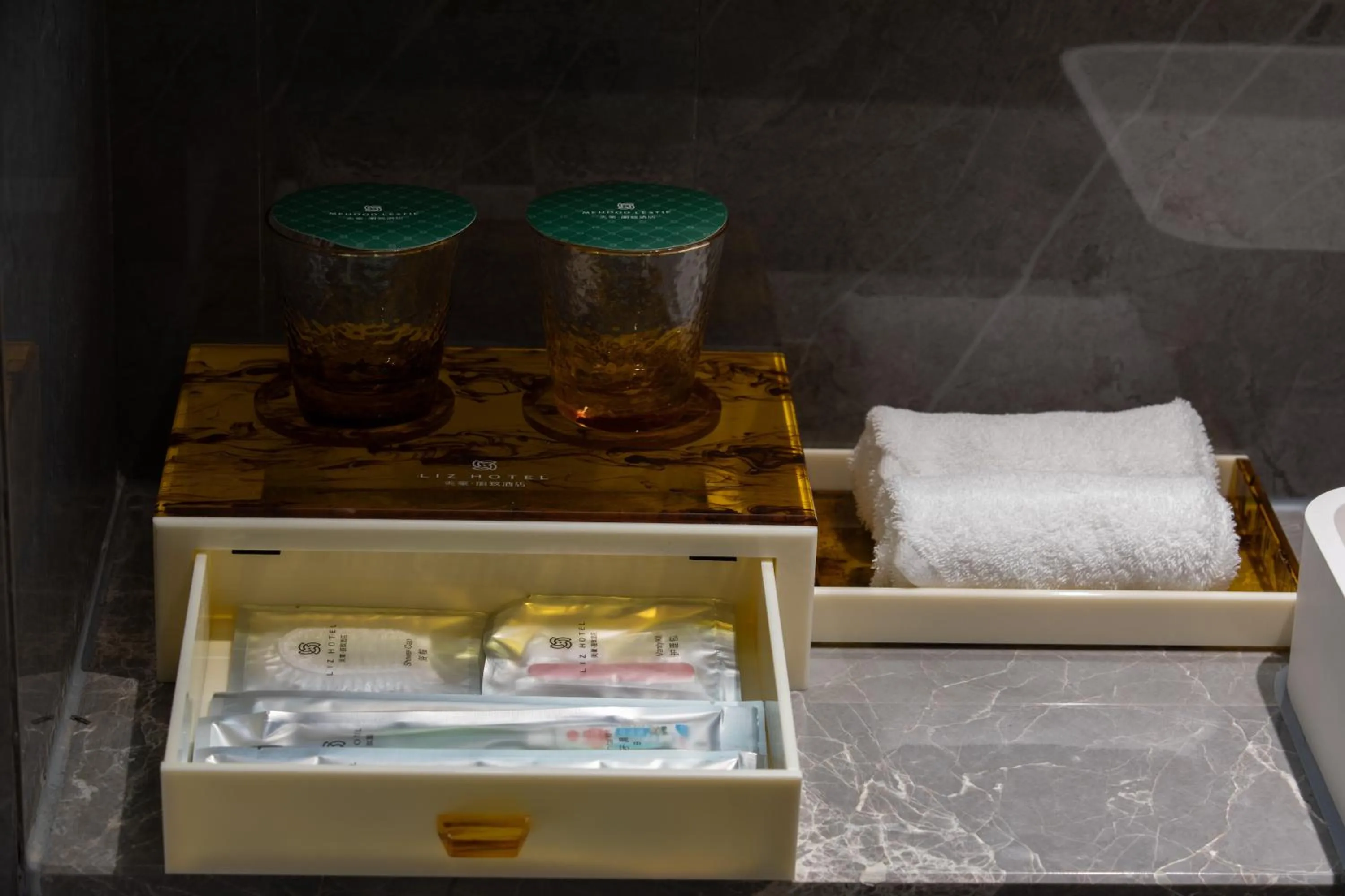 Photo of the whole room in Guangzhou Baiyun Airport MeHood Liz Hotel