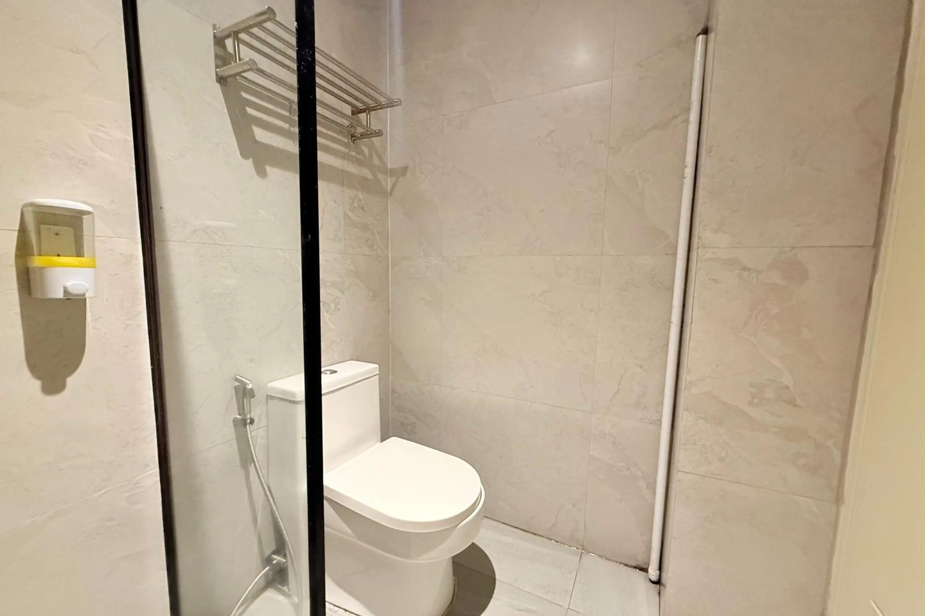 Shower in Aurora Suites Pasay near Airport