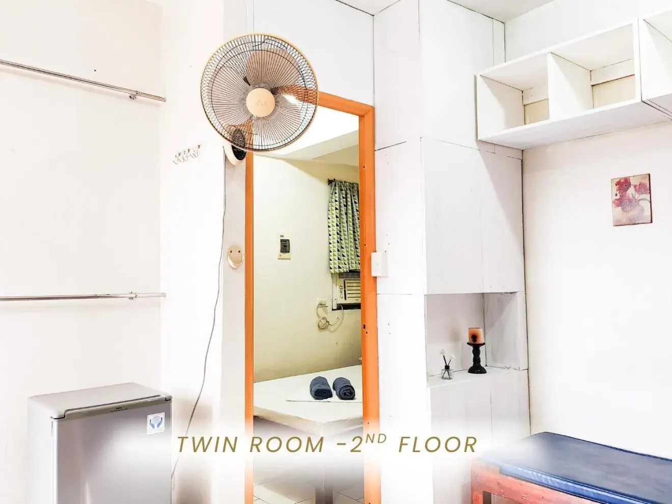 Deluxe Double or Twin Room in Cenco Suites Residences - Transient in Tanza Cavite Deluxe Double or Twin Room in Cenco Suites Residences - Transient in Tanza Cavite