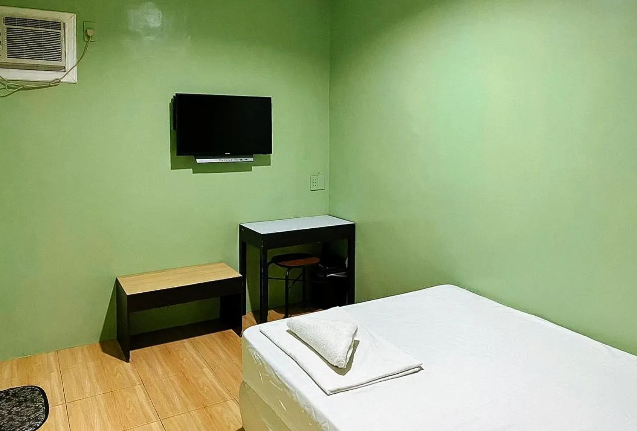 TV and multimedia in RedDoorz @ Limelily Pension House 2 General Santos City