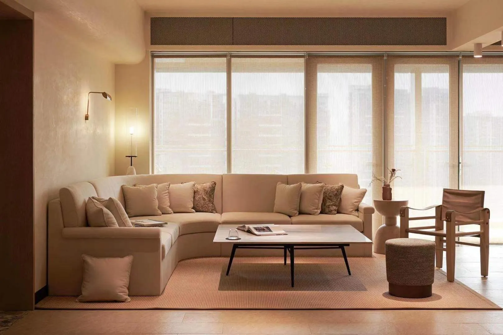 Lounge or bar in Artisse Place