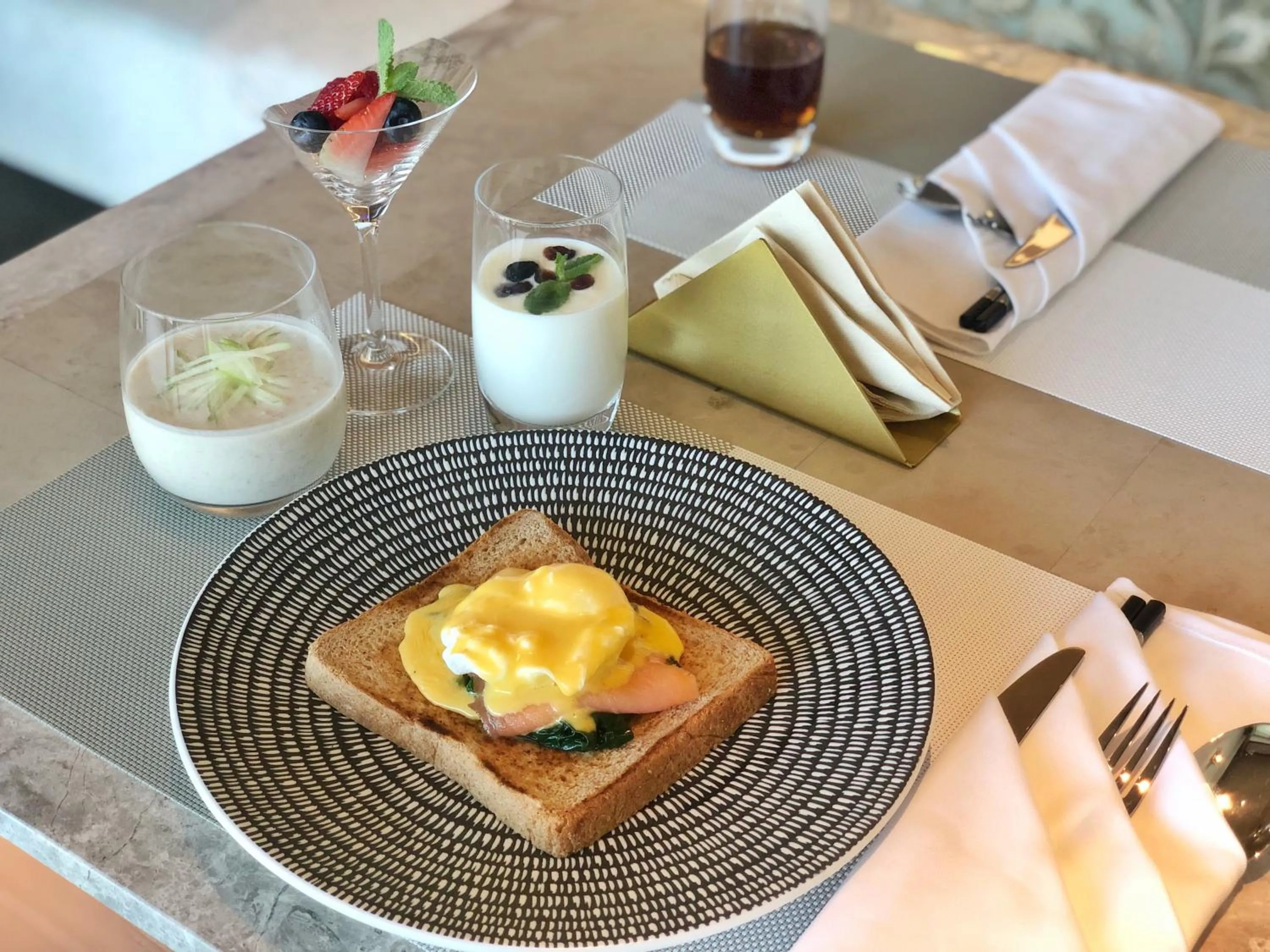 Restaurant/places to eat in Artisse Place