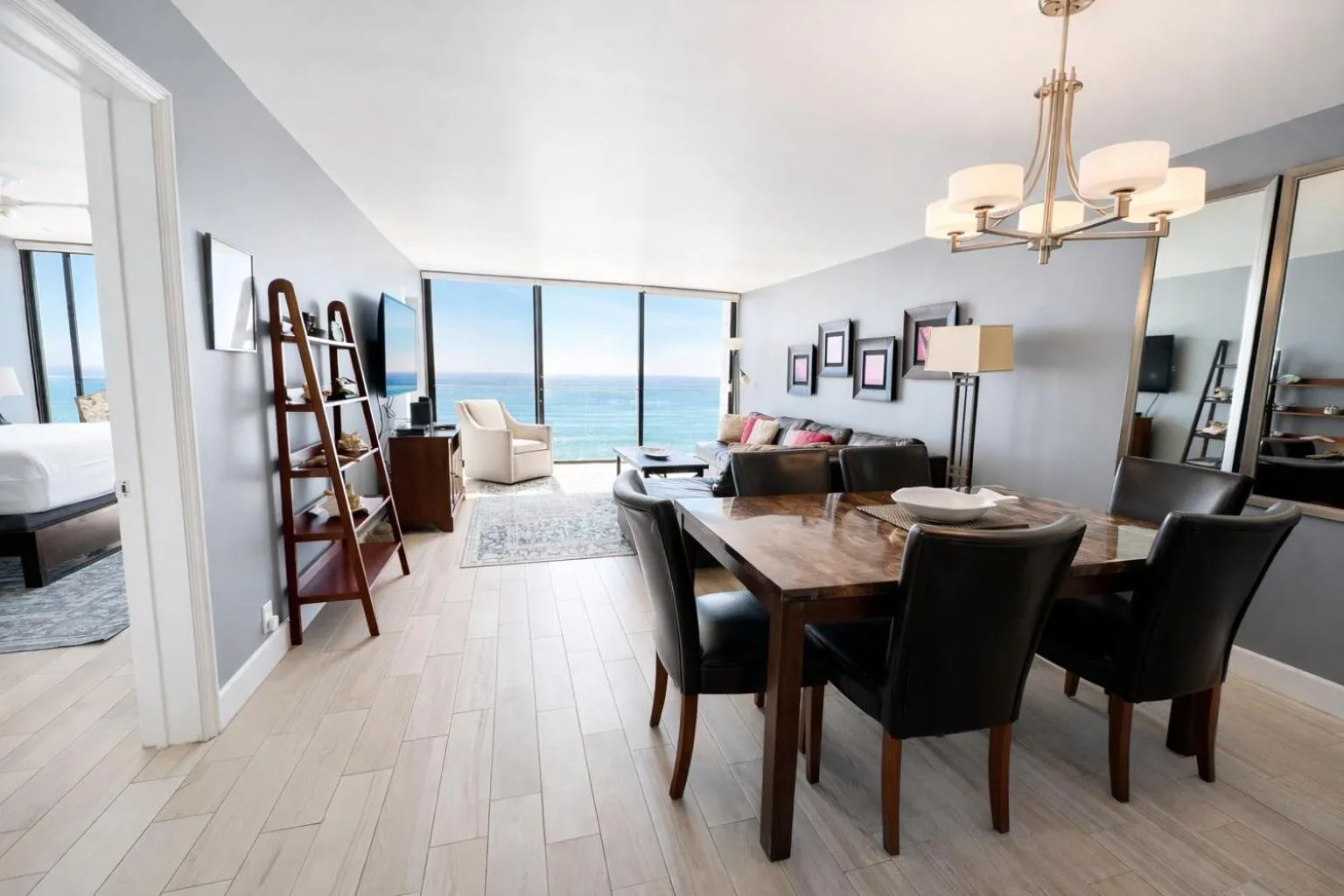 Ocean View Luxury Condo Oceanfront and Pool
