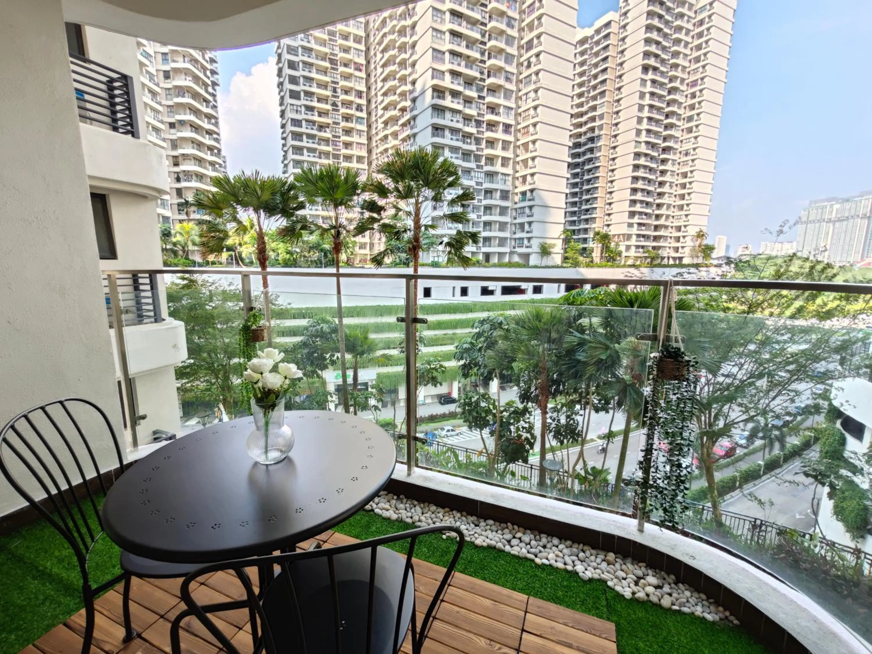 Balcony/Terrace in Country Garden by Antlerzone