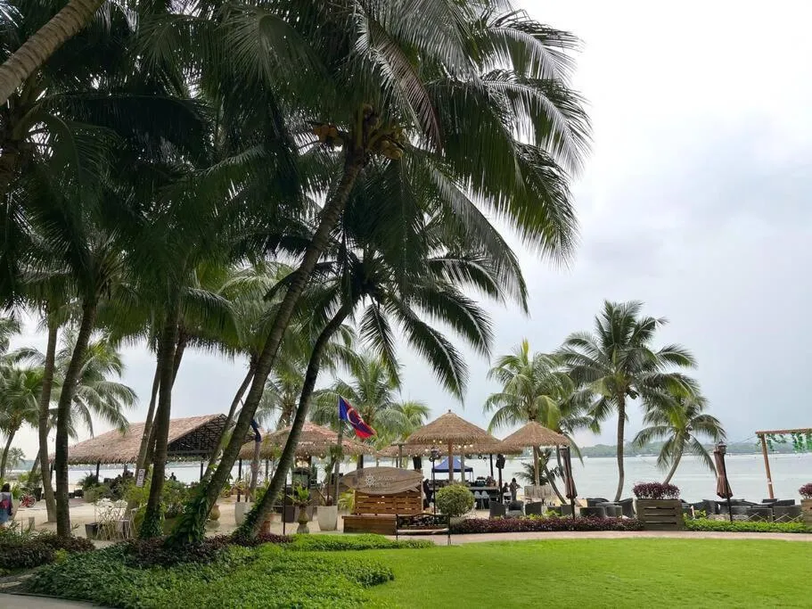 Beach in Country Garden by Antlerzone