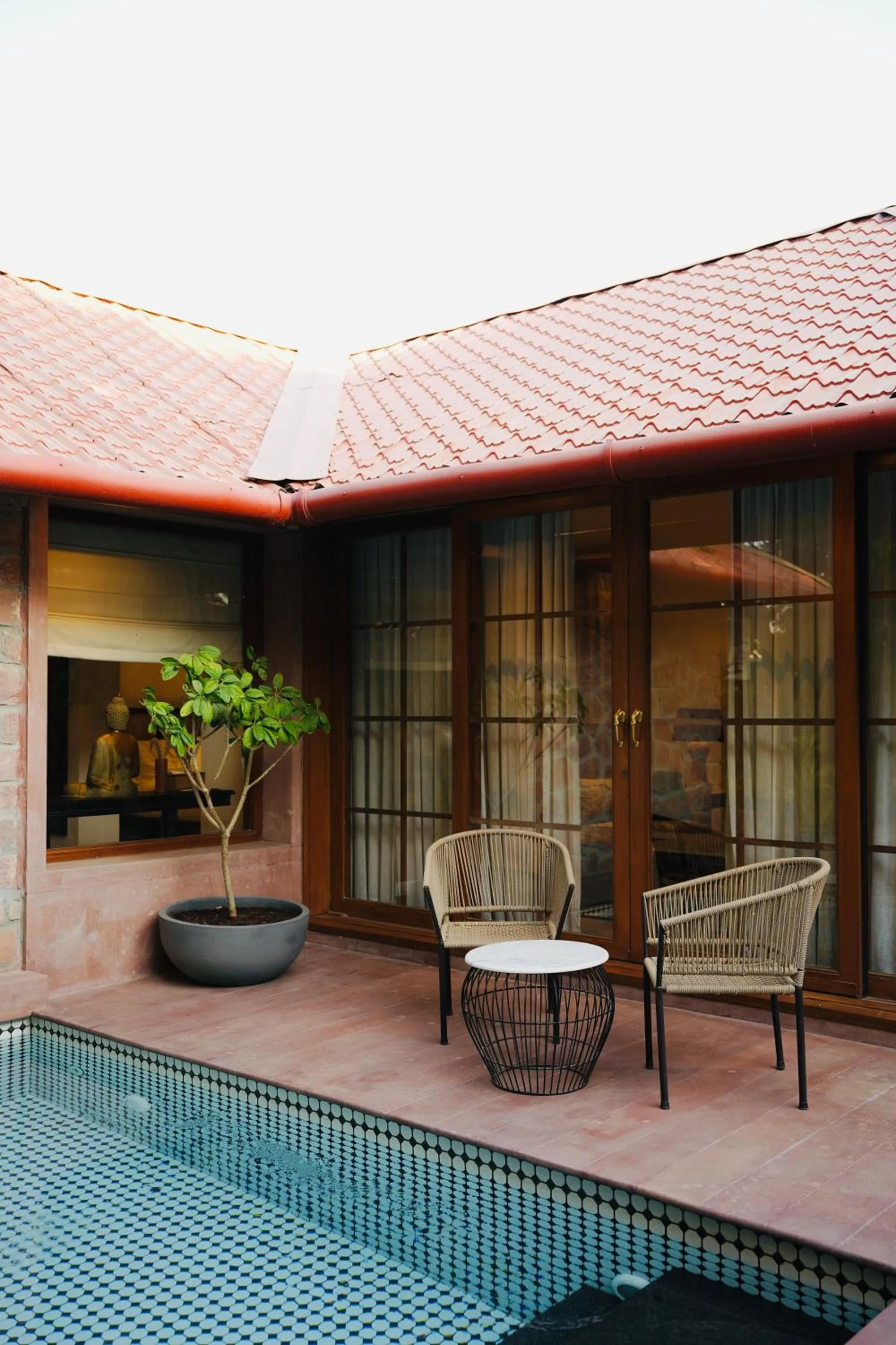 Pool view in Surpura Bagh