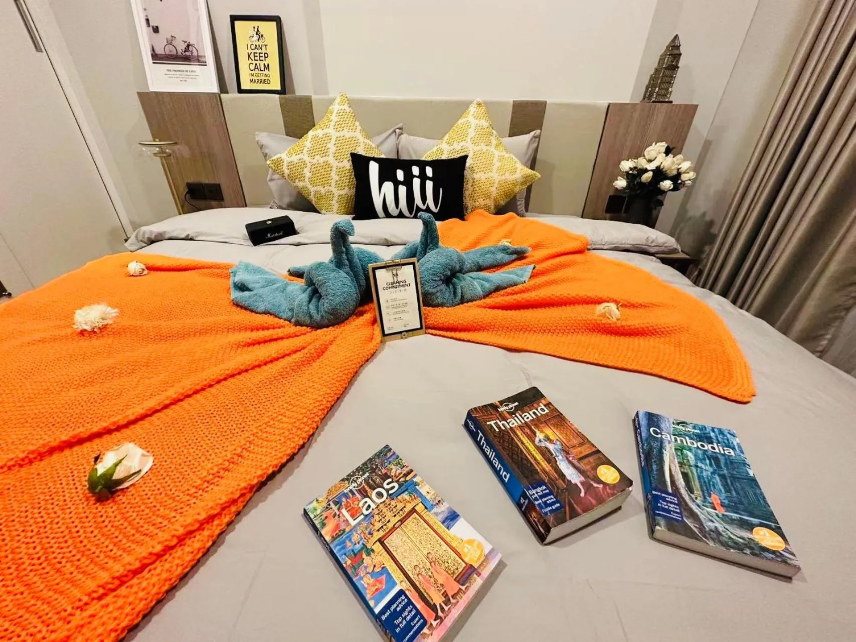 Bed in Astra Sky River Paronama Pool Luxury Changklan Chiang Mai