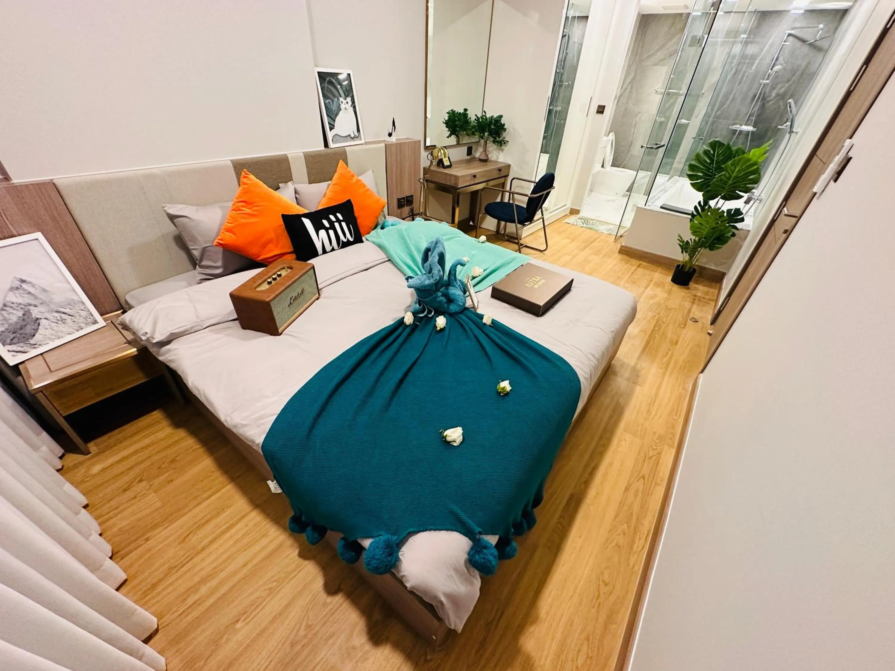 Bed in Astra Sky River Paronama Pool Luxury Changklan Chiang Mai