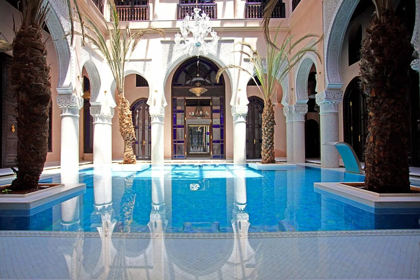 Swimming pool in Palais Shéhérazade & Spa