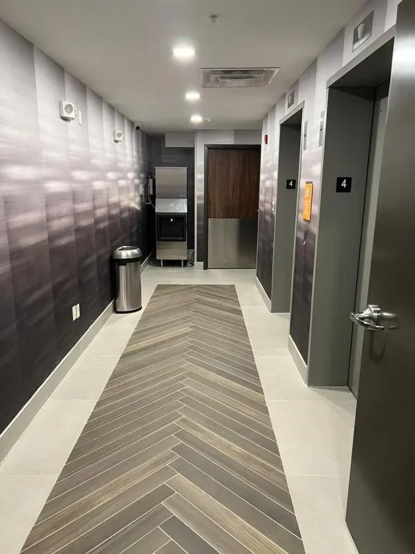 La Quinta Inn & Suites by Wyndham Manchester - Arnold AFB