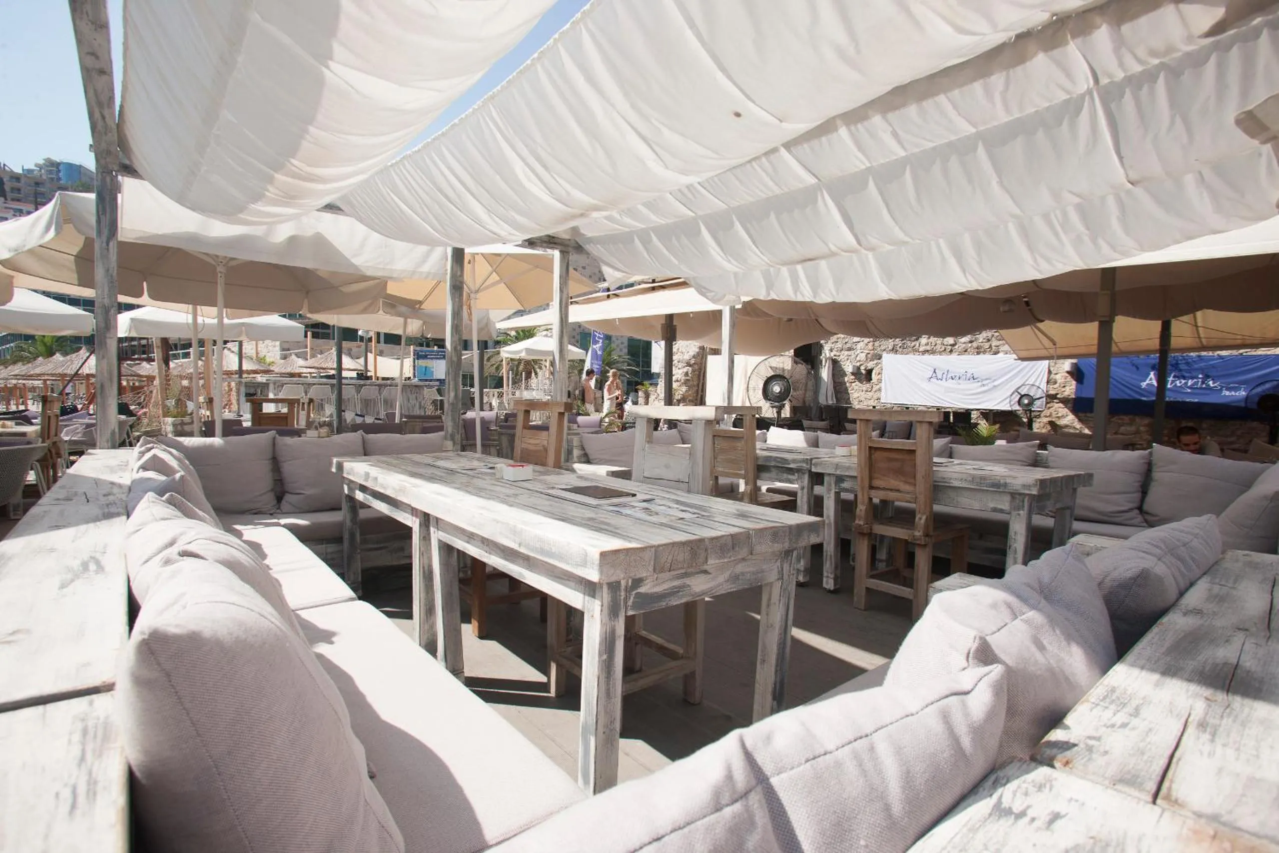 Beach in Hotel Astoria