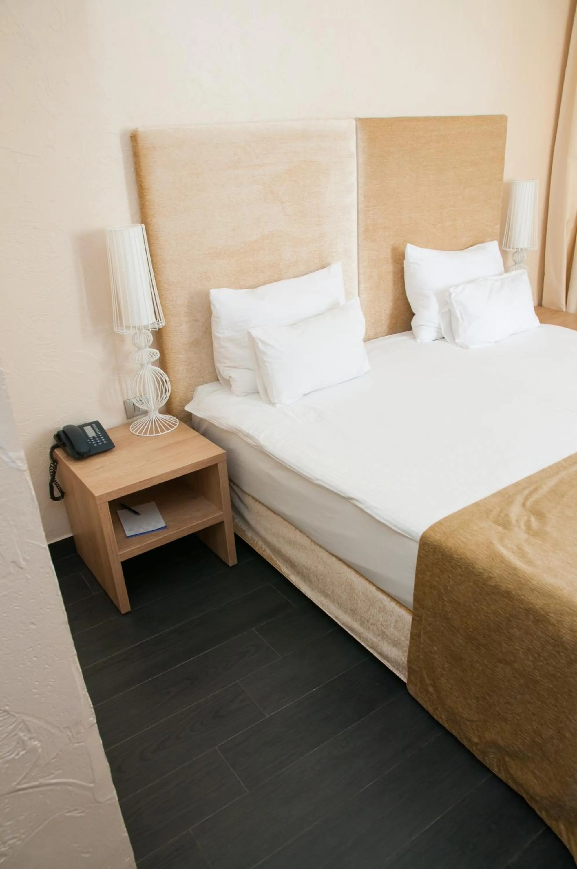 bunk bed, Bed in Hotel Astoria