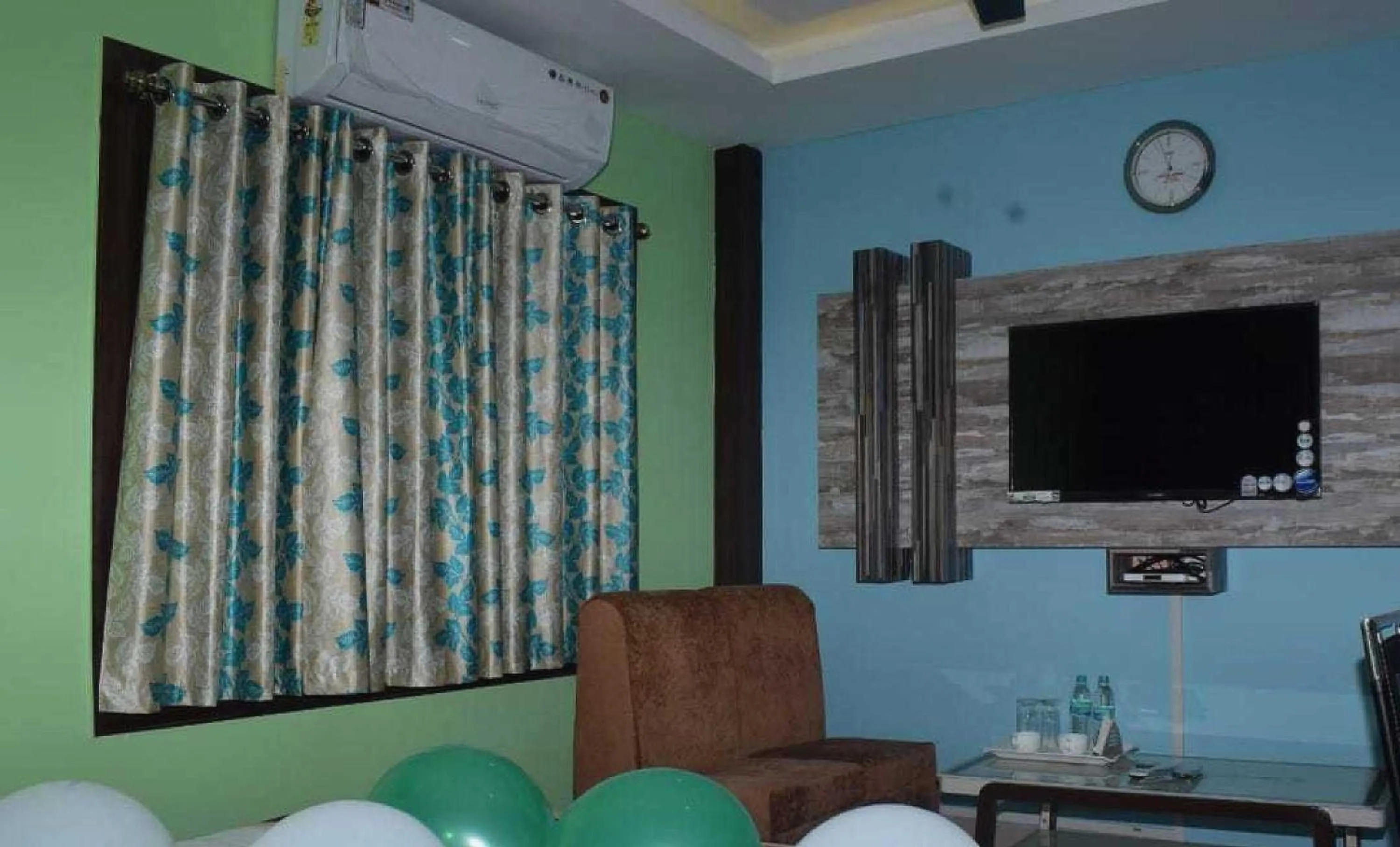 Bedroom in Hotel O Arasi Hotel