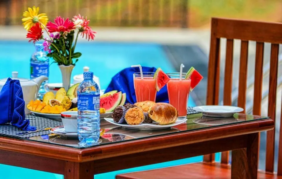 Breakfast in The Grand Hills