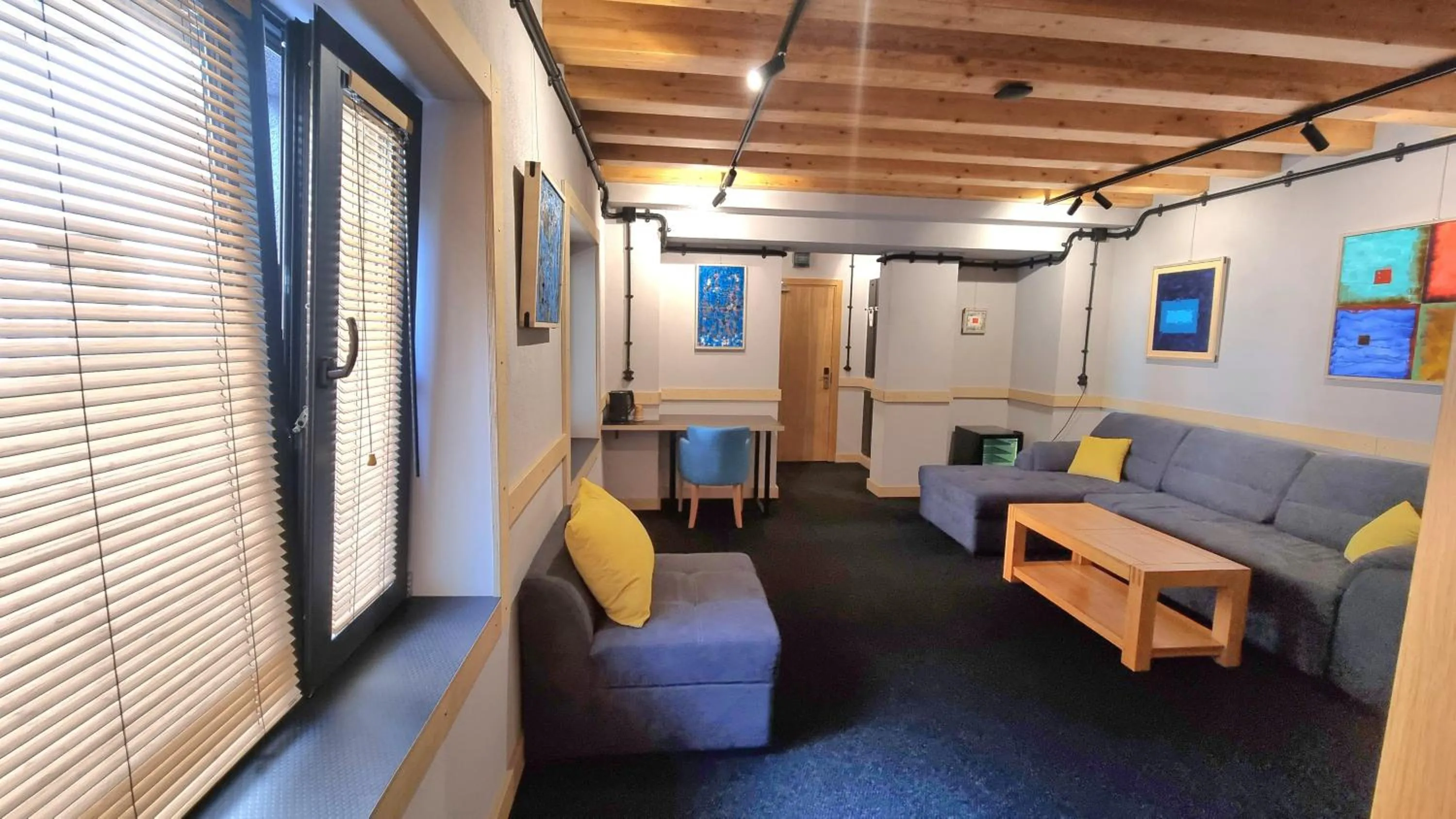 TV and multimedia in Art Hotel 158