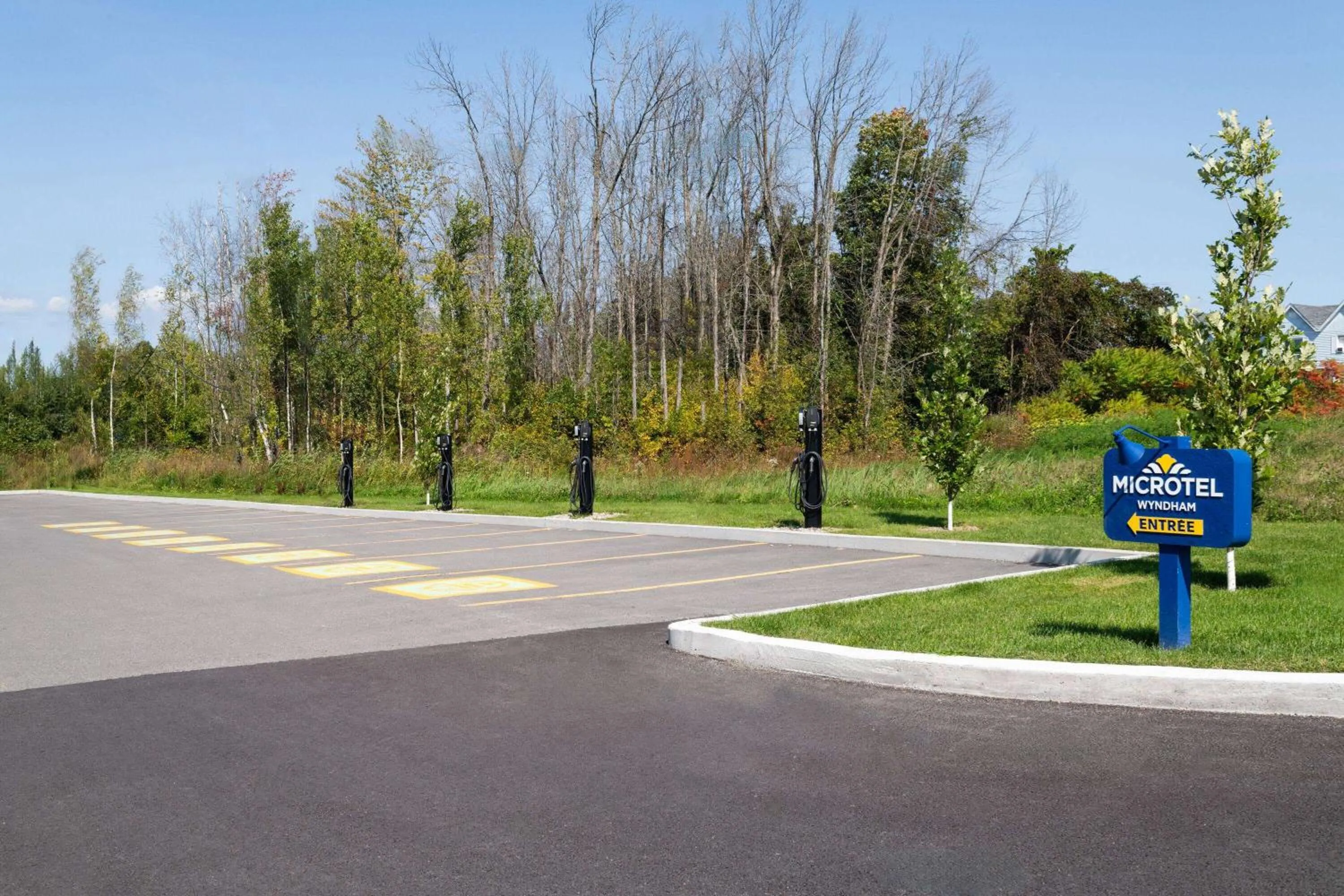 Property building in Microtel Inn & Suites by Wyndham Lachute