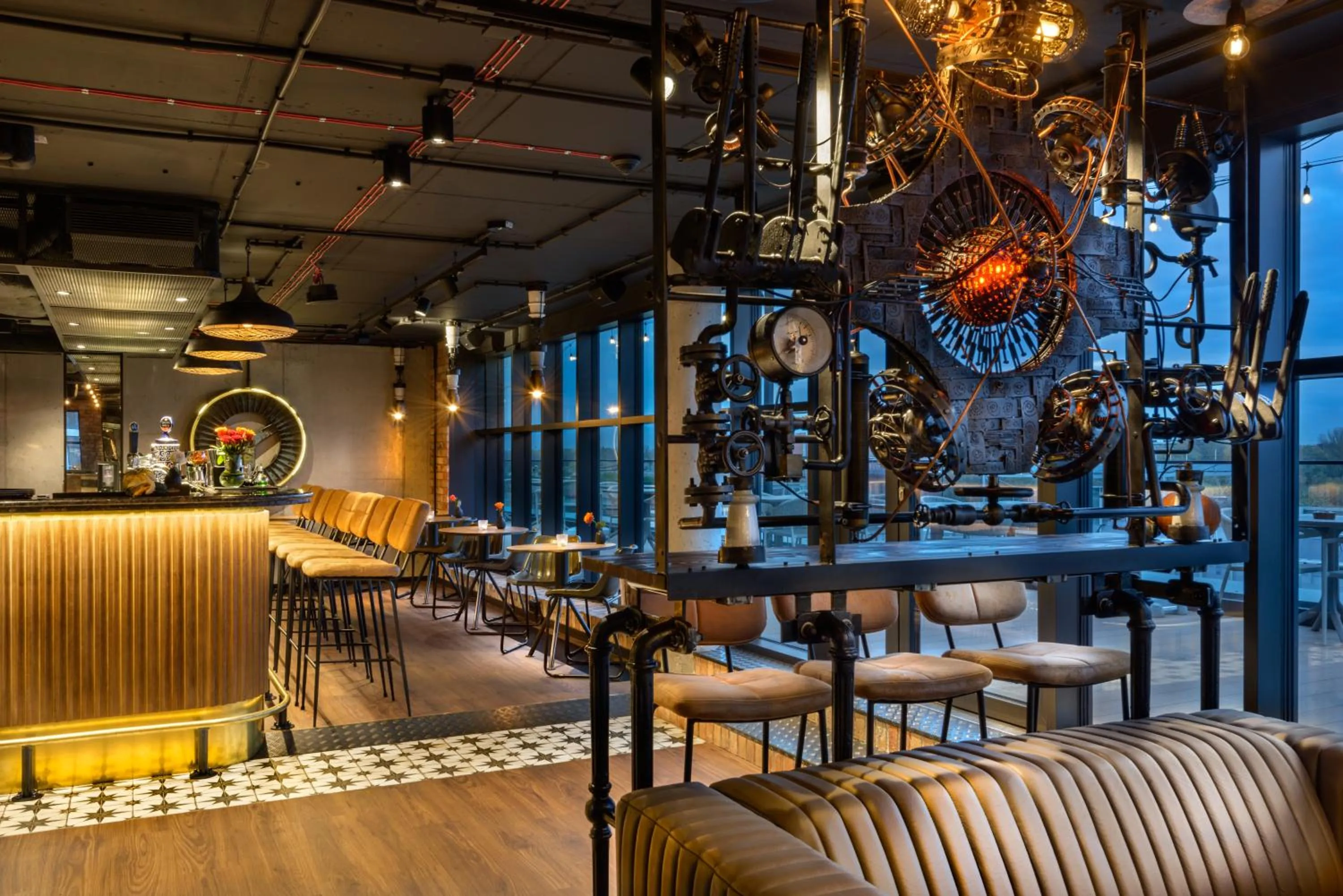 Lounge or bar in Barceló Warsaw Powiśle