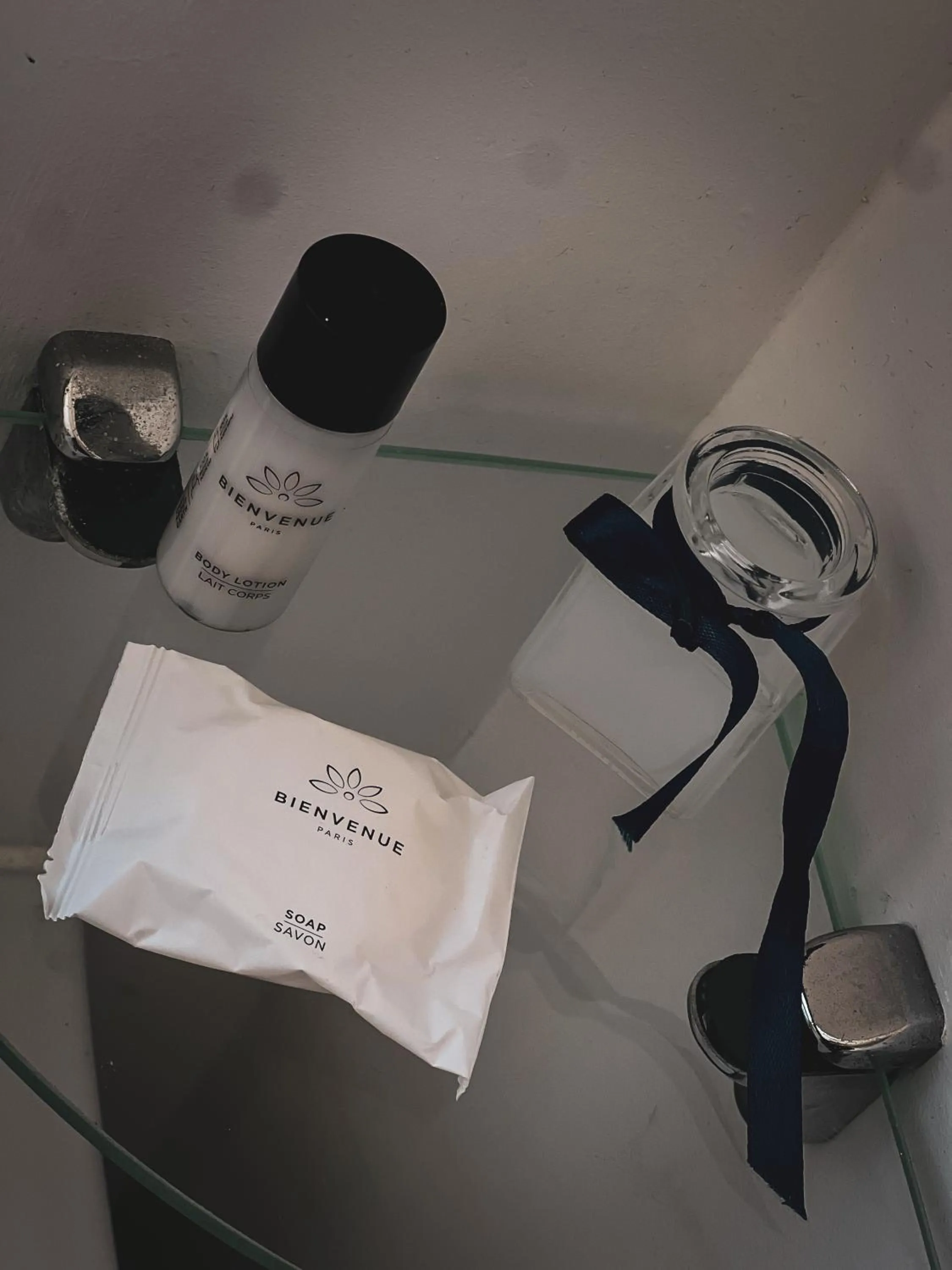 furniture in Hôtel Rembrandt