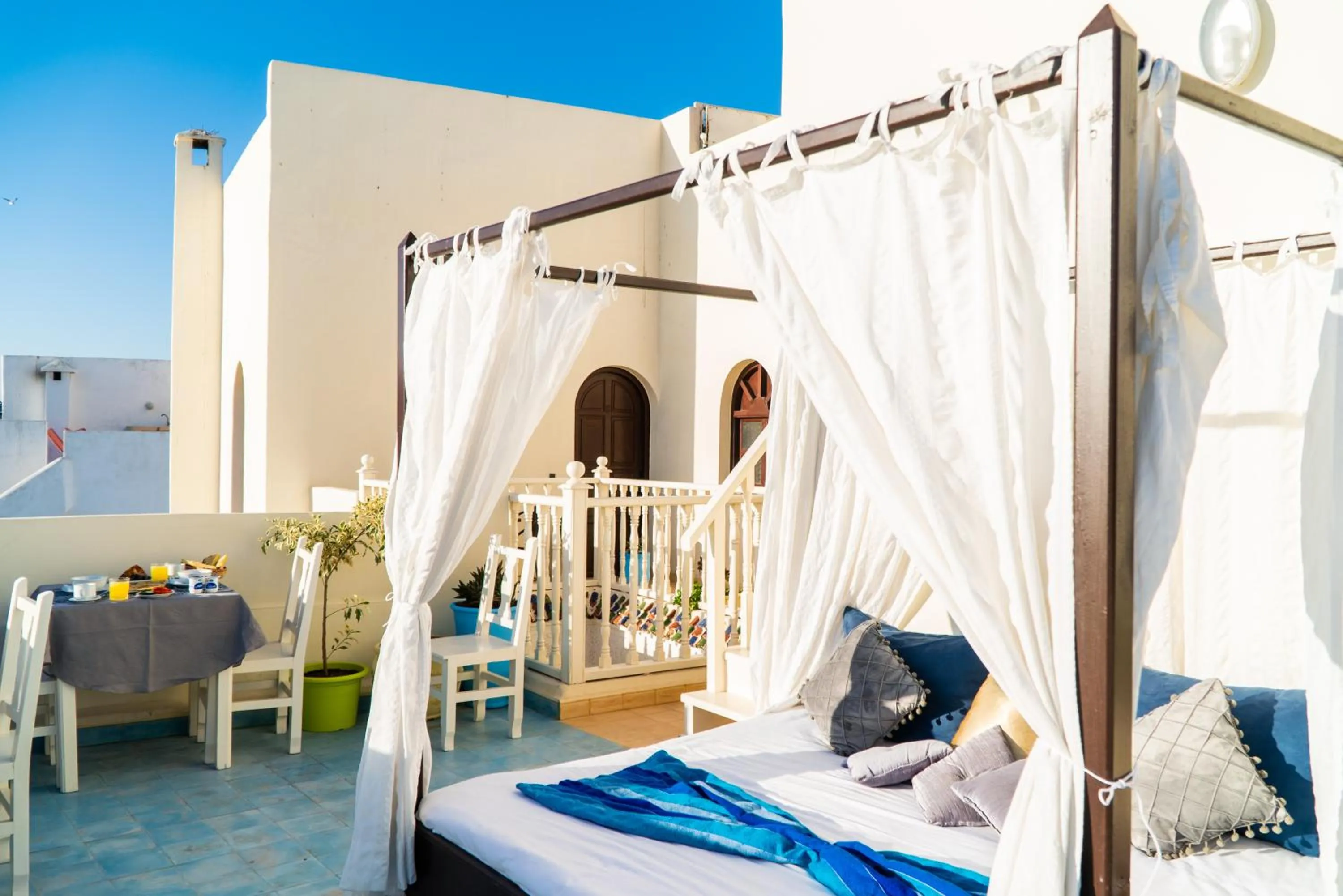 Day, Bed in Riad Asmitou