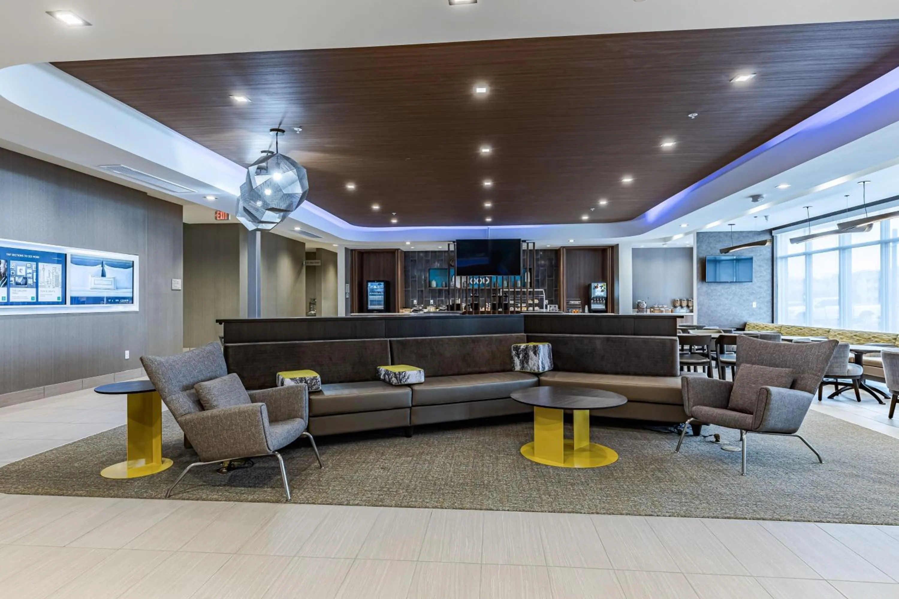 Lobby or reception in SpringHill Suites by Marriott Detroit Sterling Heights