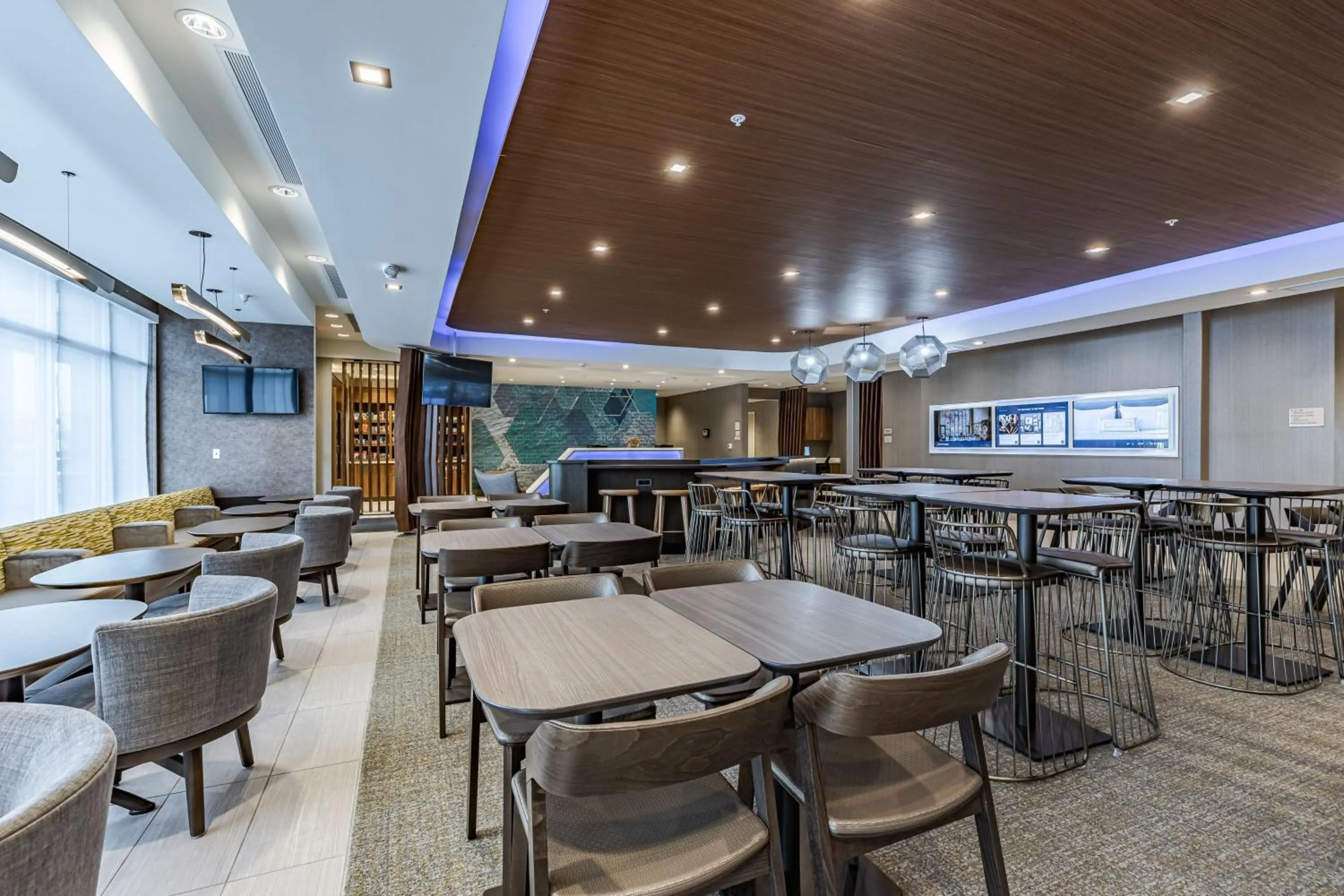 Lobby or reception in SpringHill Suites by Marriott Detroit Sterling Heights