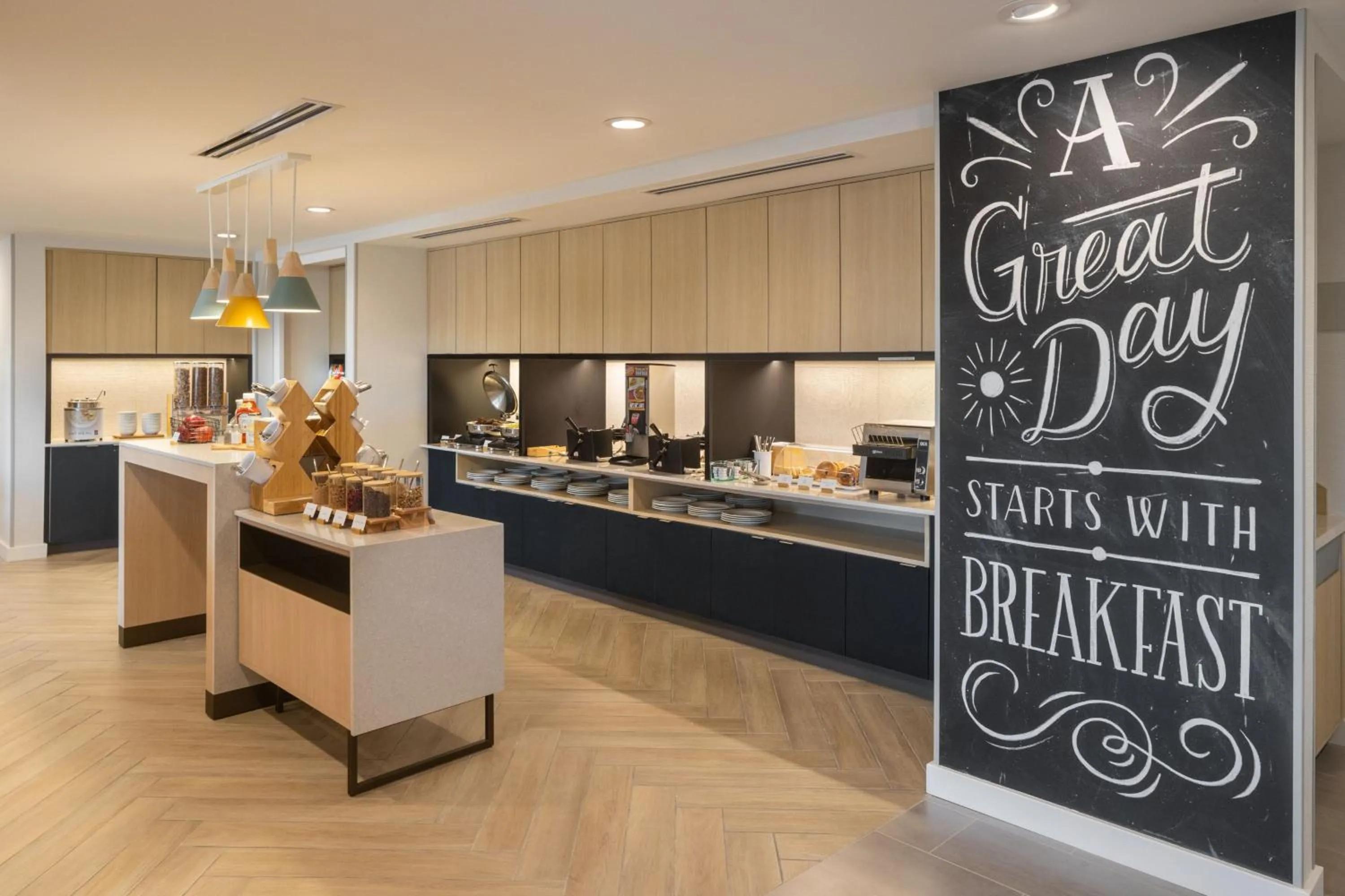 Breakfast in TownePlace Suites by Marriott Georgetown