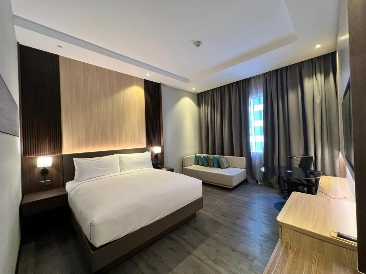 View (from property/room), Bed in Courtyard by Marriott Melaka
