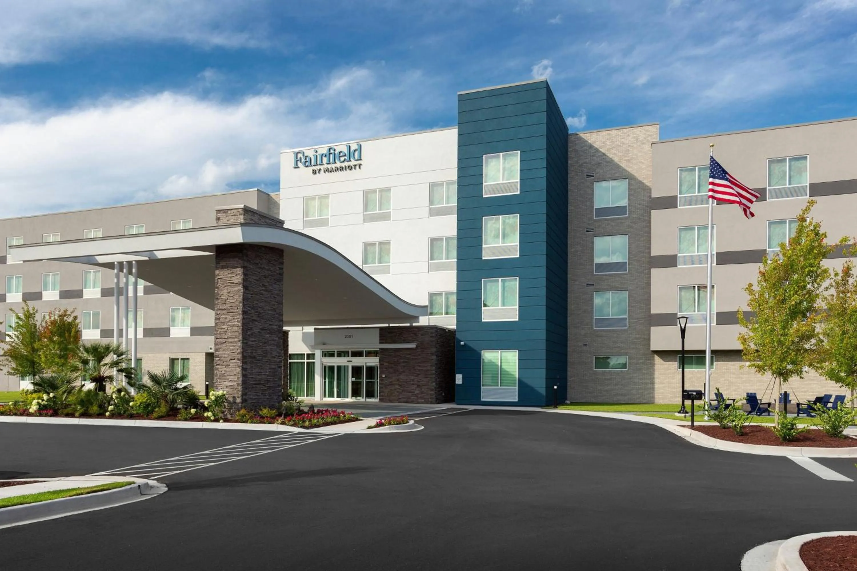 Property building in Fairfield by Marriott Inn & Suites Coastal Carolina Conway